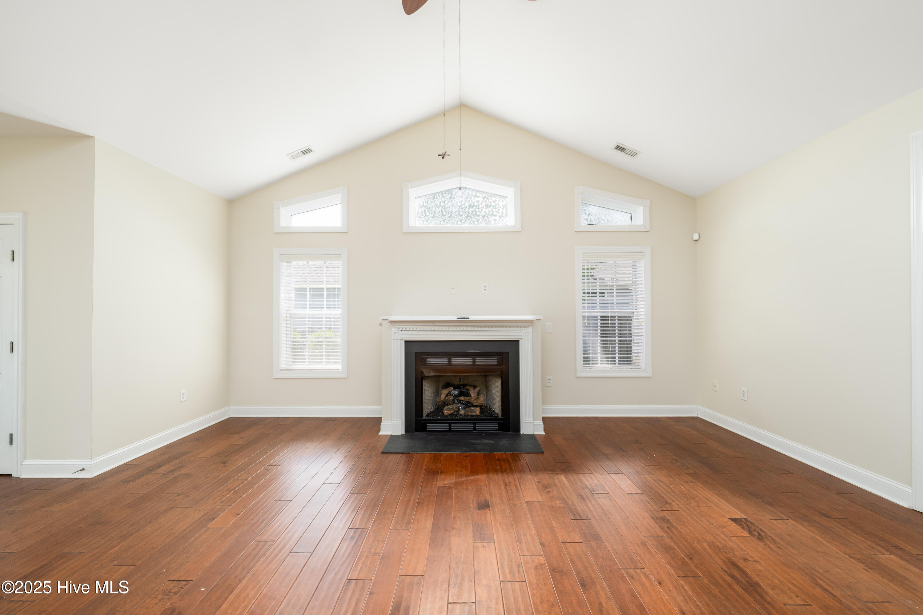 386 Southbend Court