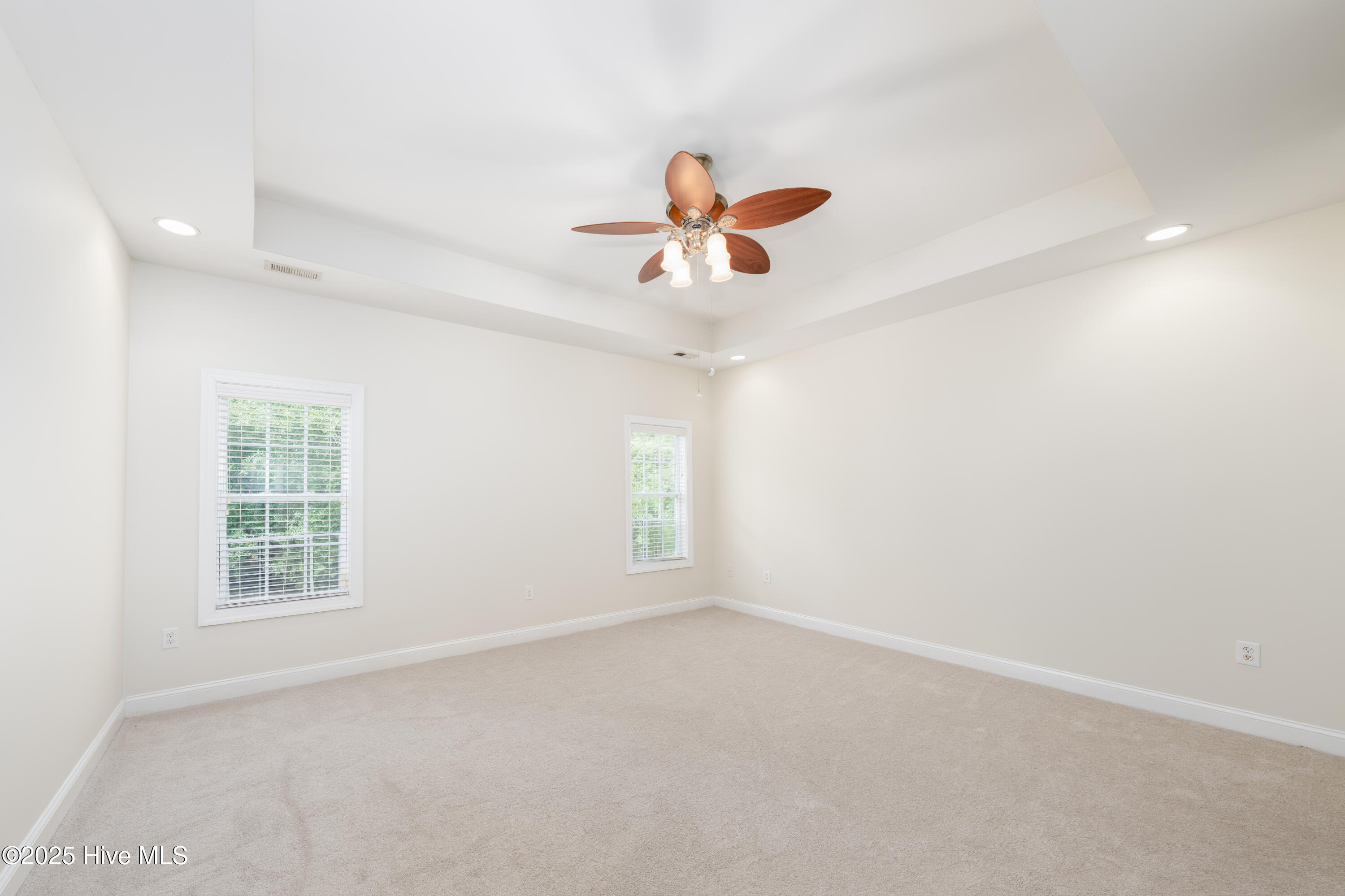 386 Southbend Court
