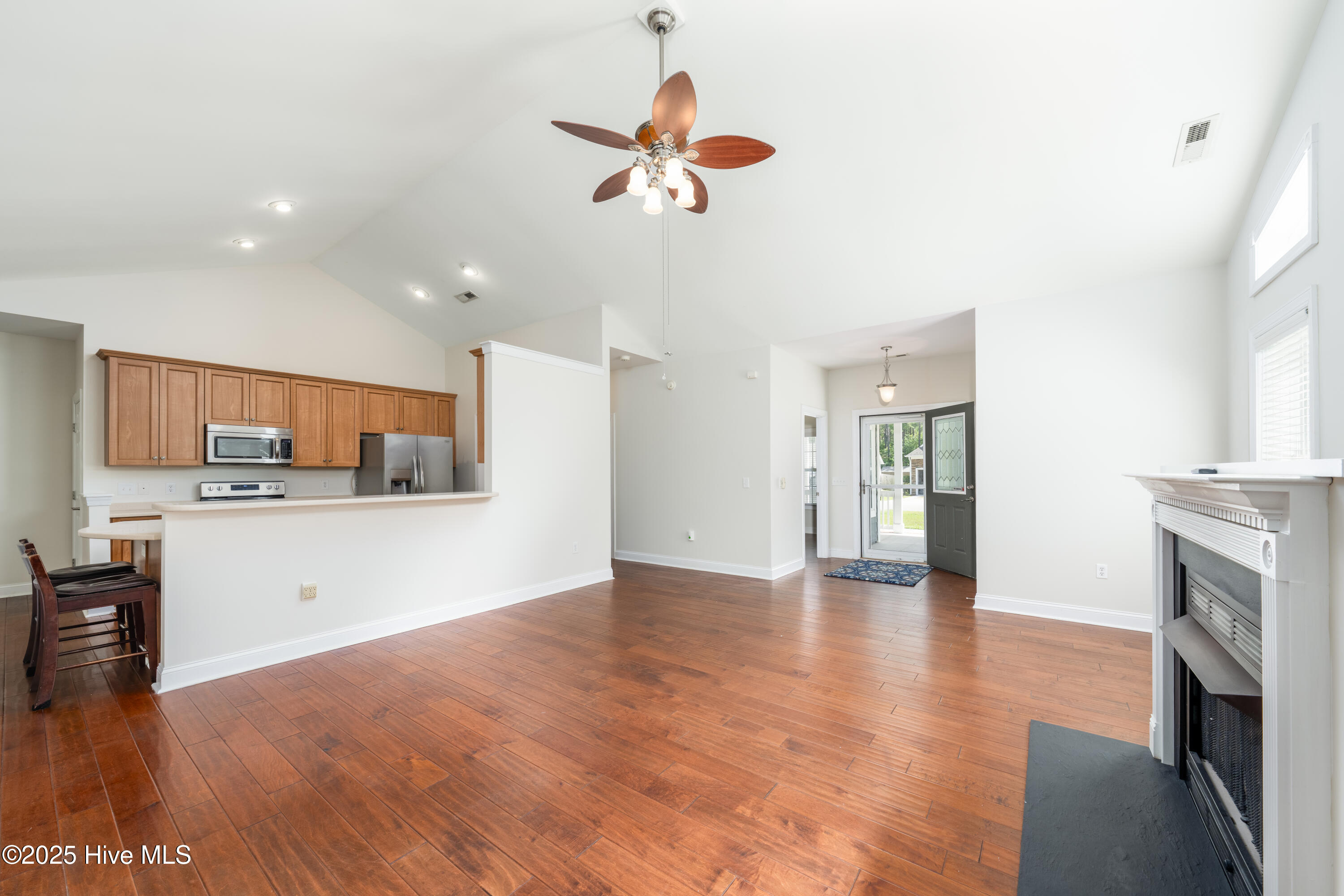 386 Southbend Court
