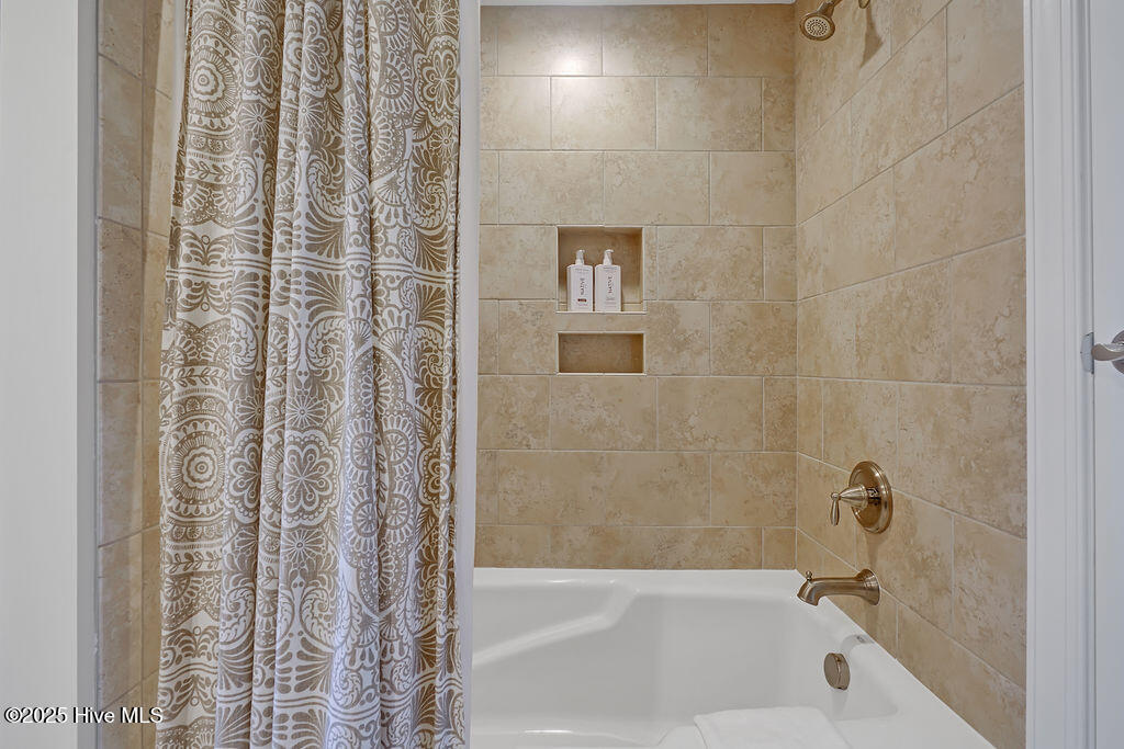 2314 Red Birch Trail NE