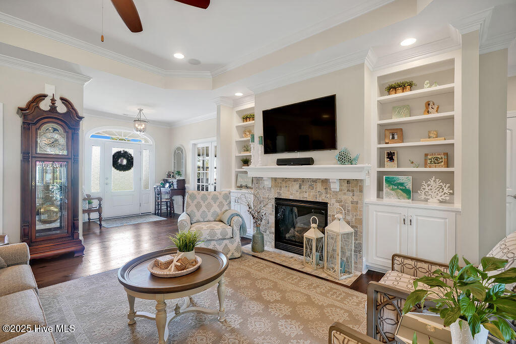 2314 Red Birch Trail NE