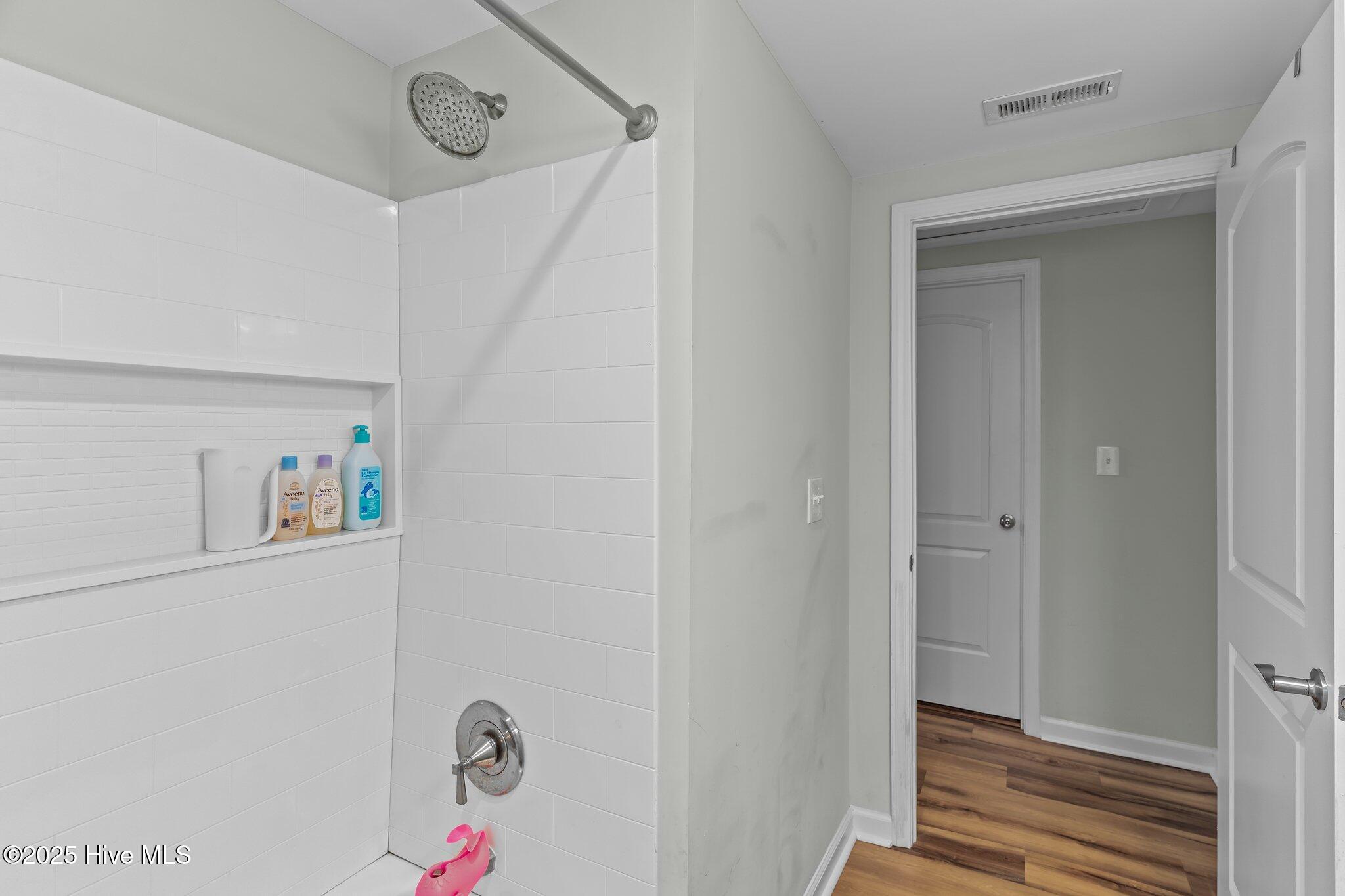 9433 Nc Highway 53 E