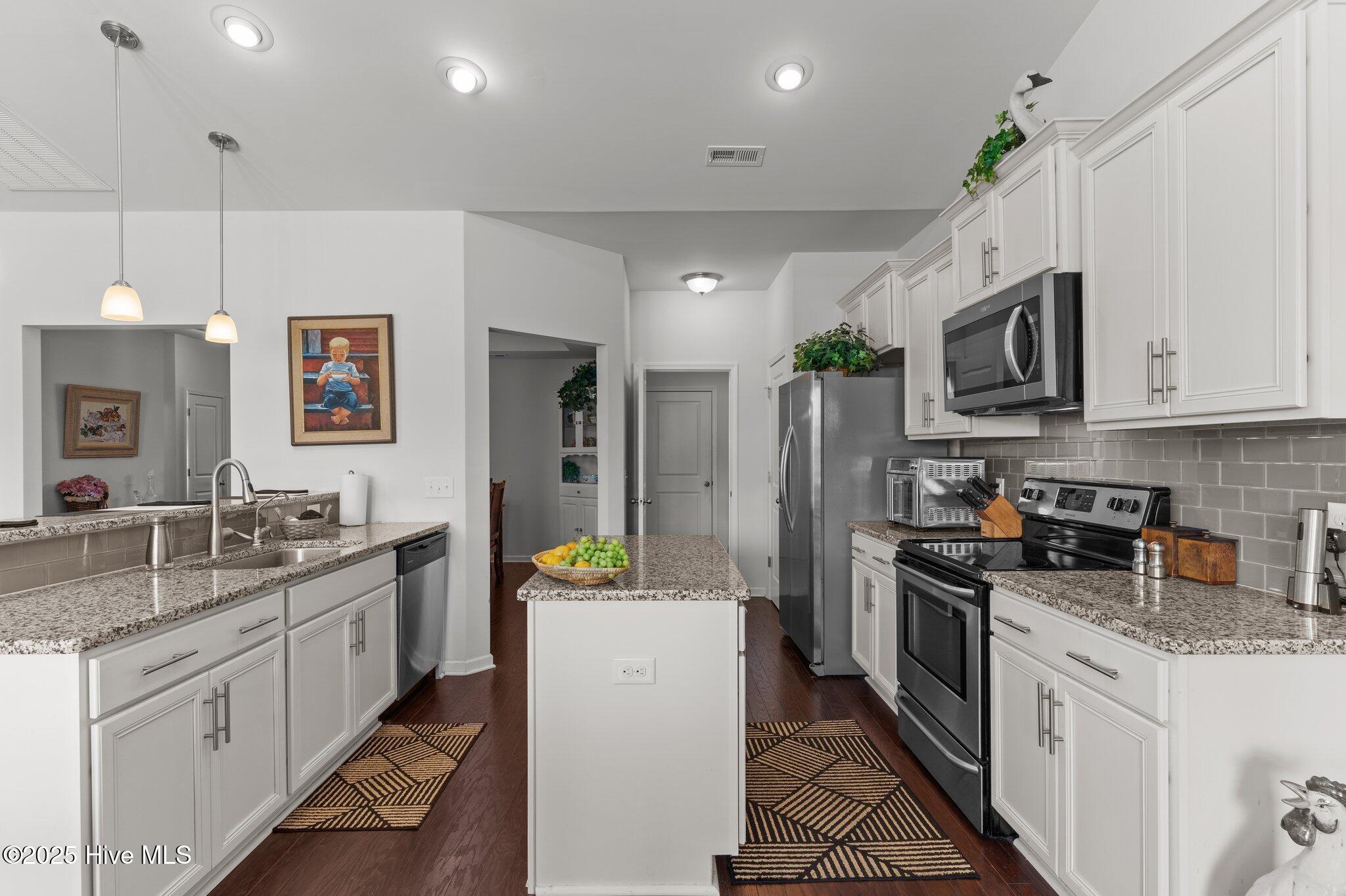 627 Cambeck Drive SE, Unit 3