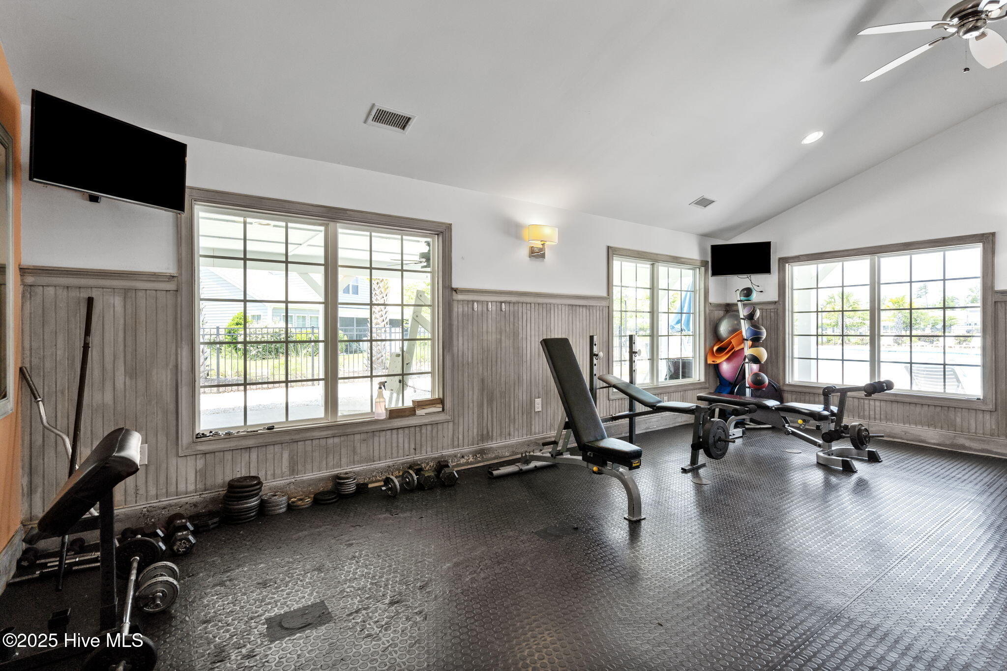 627 Cambeck Drive SE, Unit 3