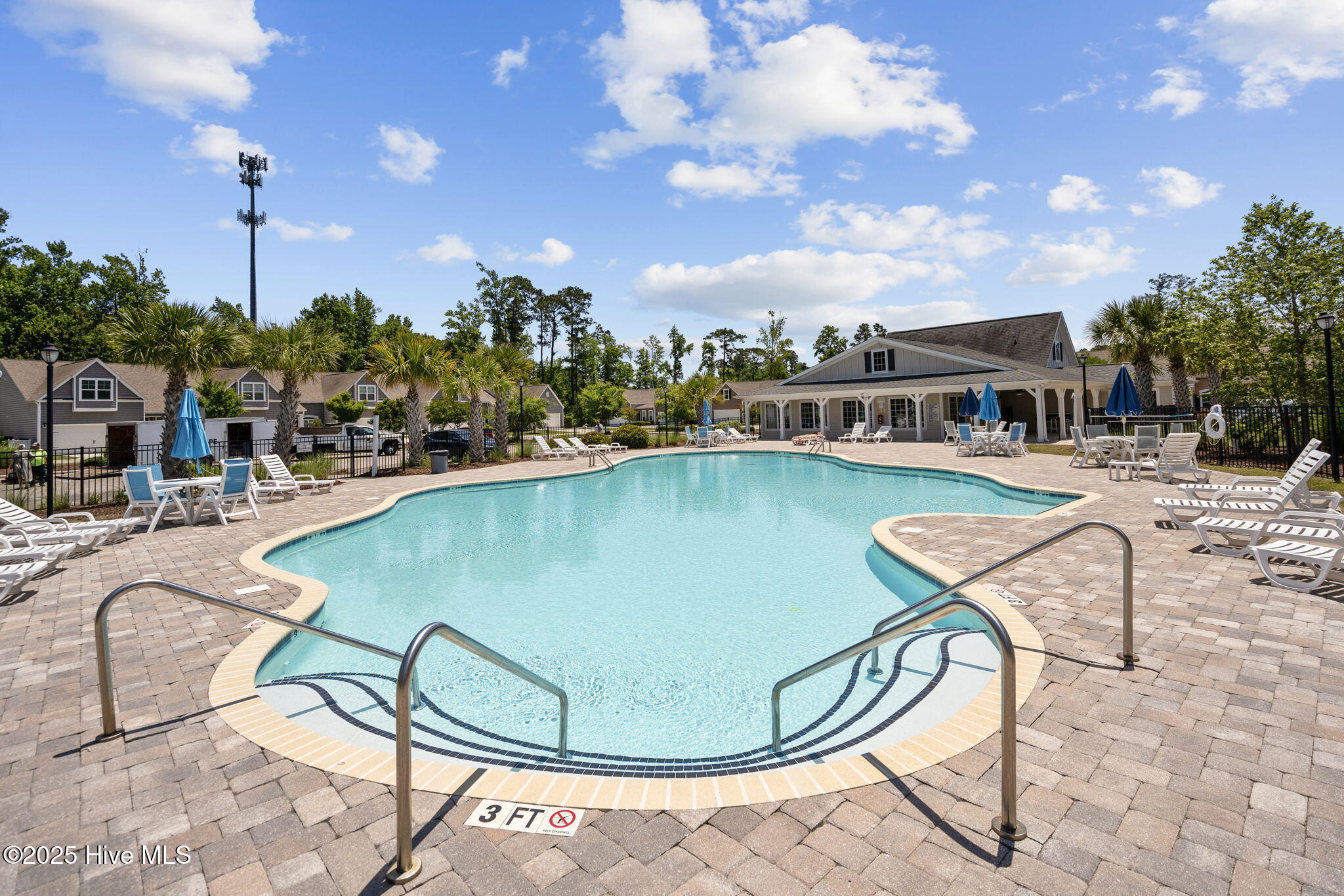 627 Cambeck Drive SE, Unit 3