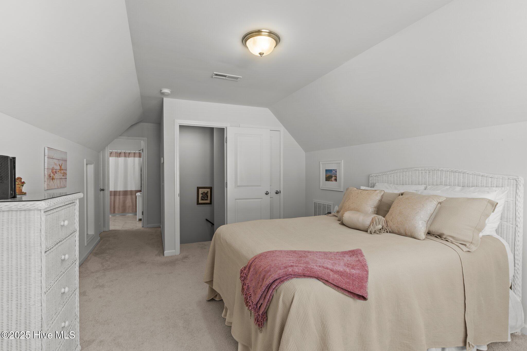 627 Cambeck Drive SE, Unit 3