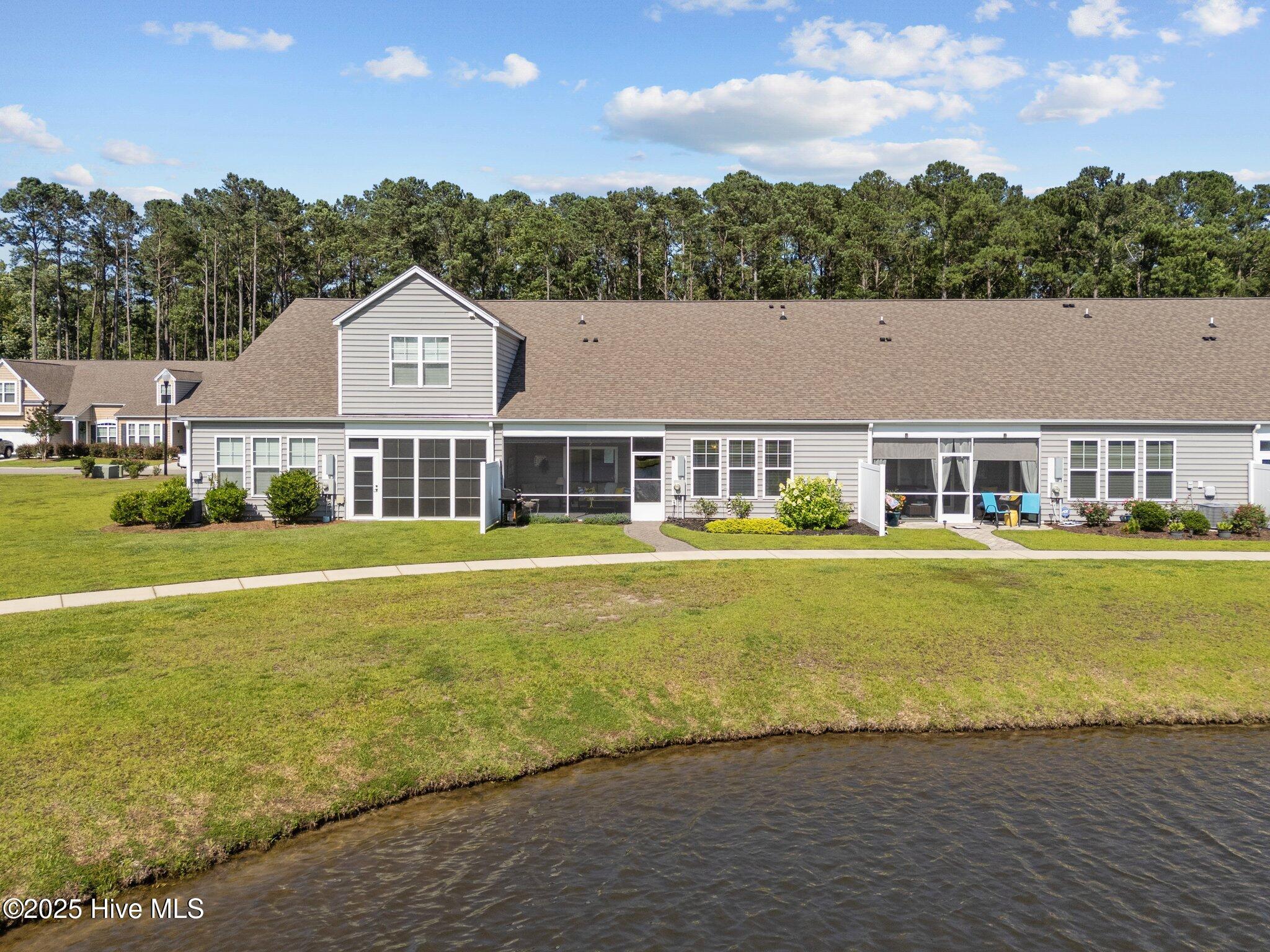 627 Cambeck Drive SE, Unit 3