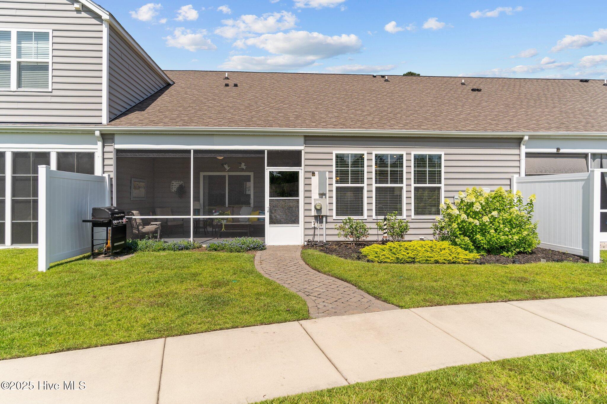 627 Cambeck Drive SE, Unit 3