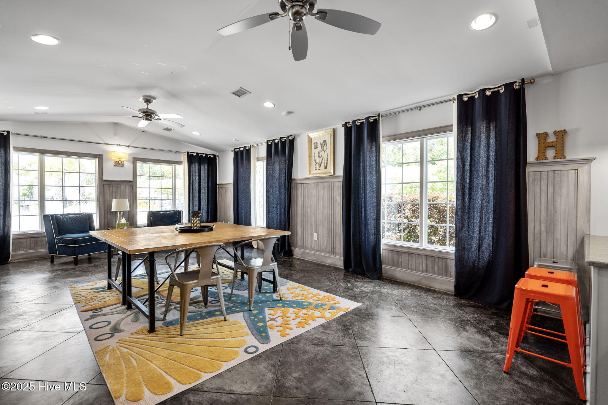 627 Cambeck Drive SE, Unit 3