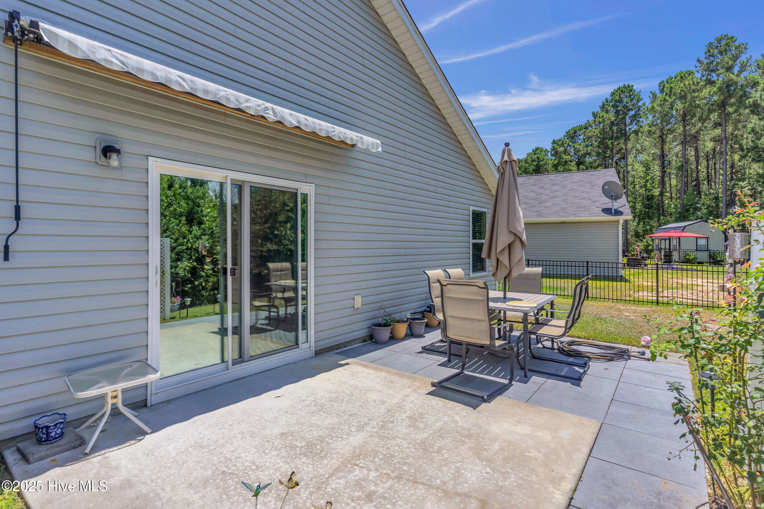 693 Landmark Cove