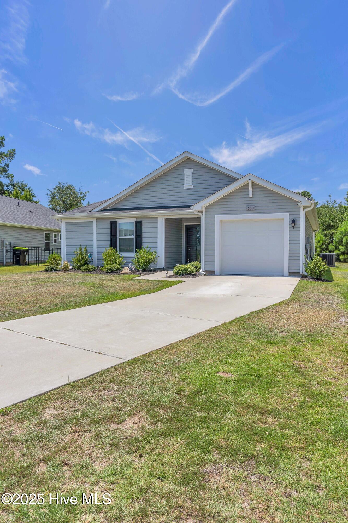 693 Landmark Cove