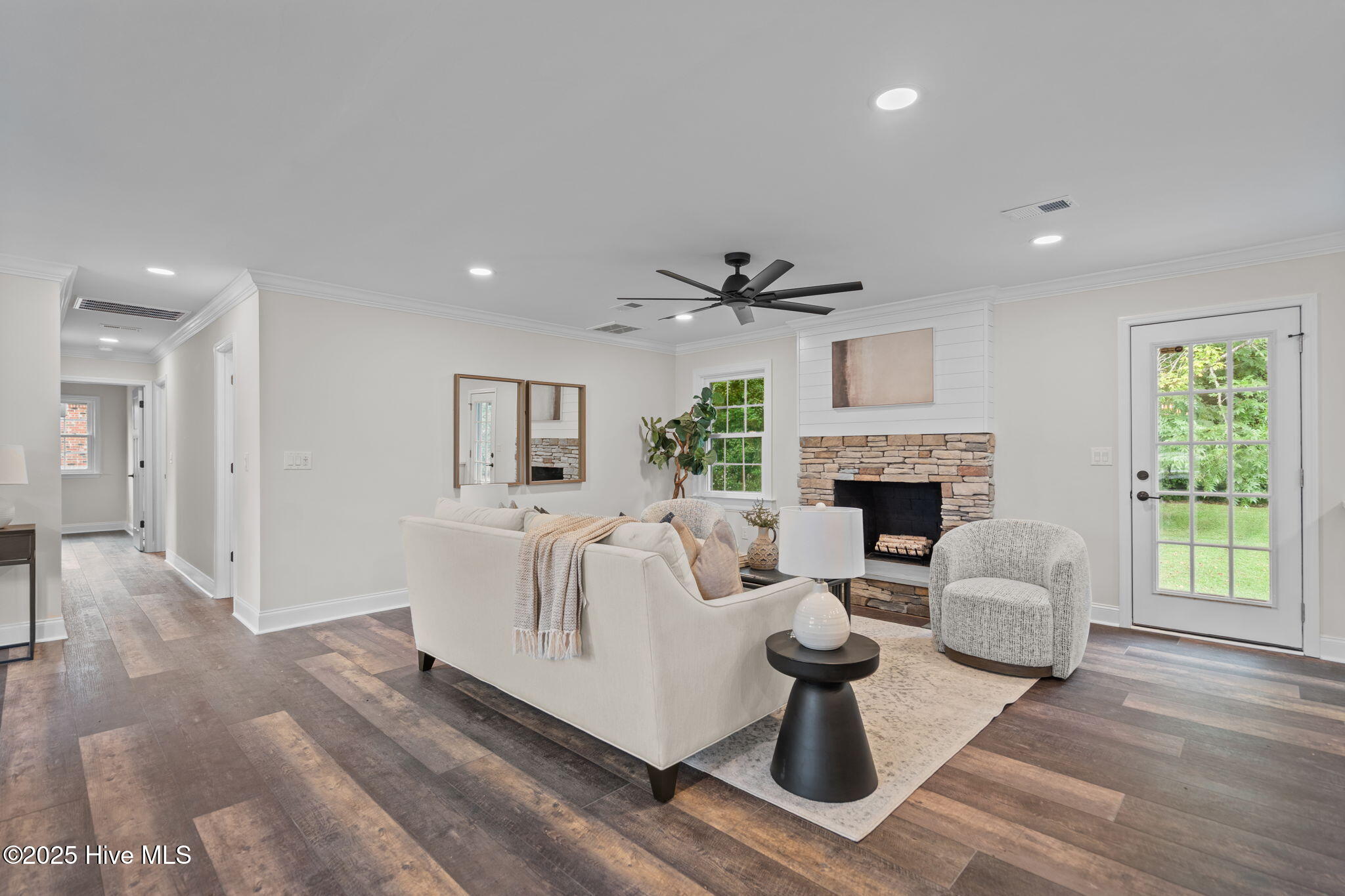 115 Scottsdale Drive