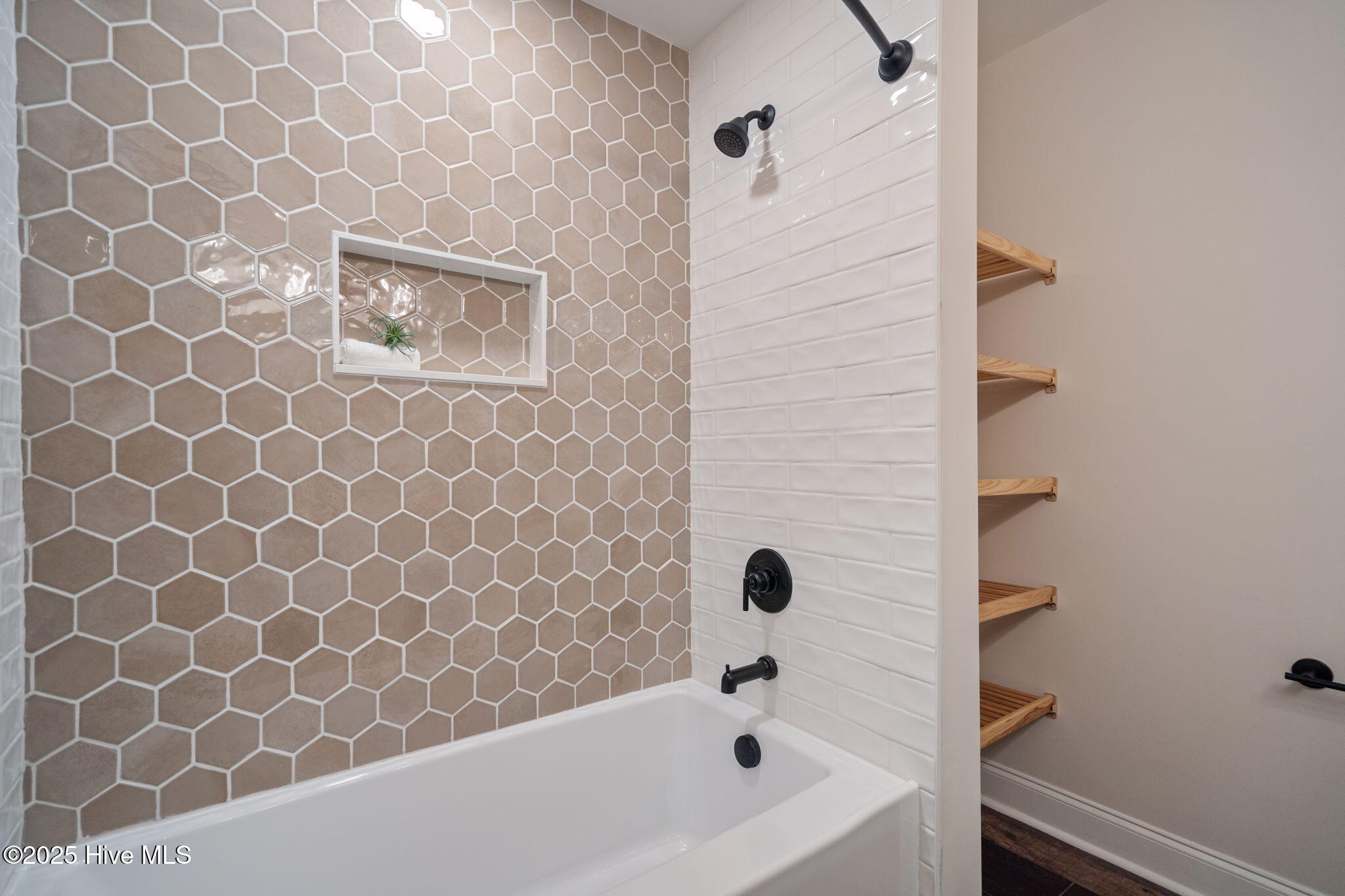 115 Scottsdale Drive