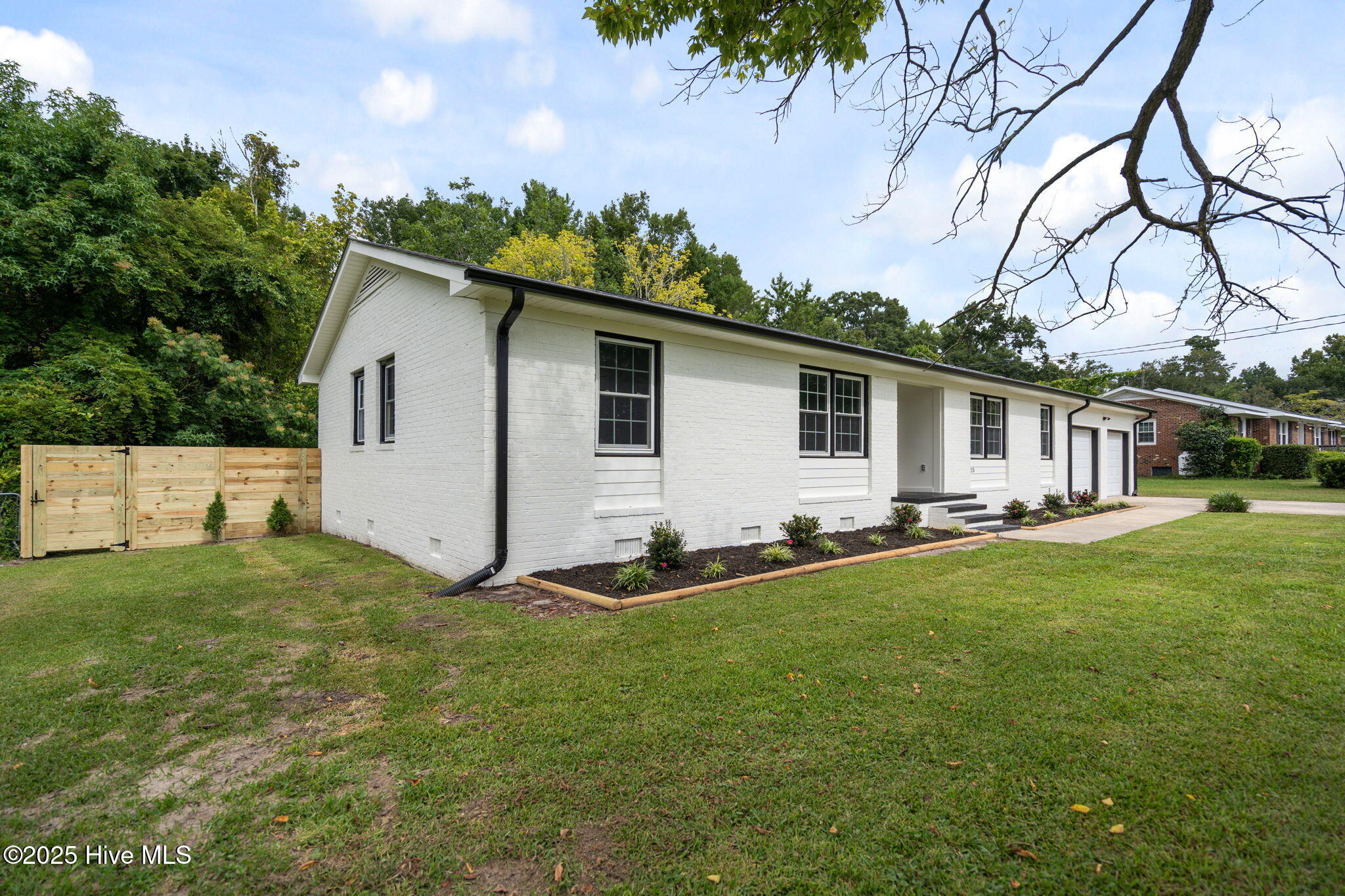 115 Scottsdale Drive