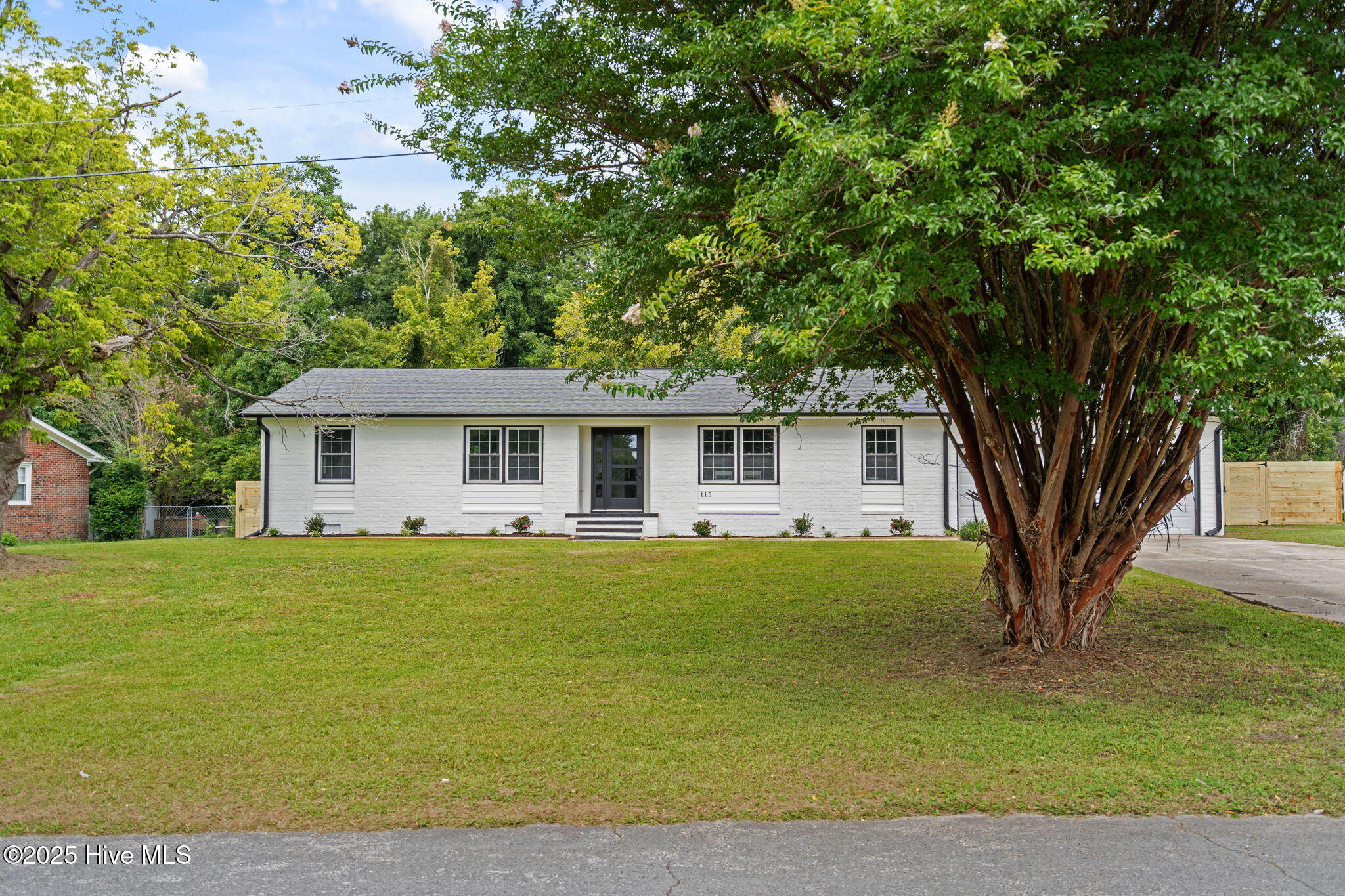 115 Scottsdale Drive