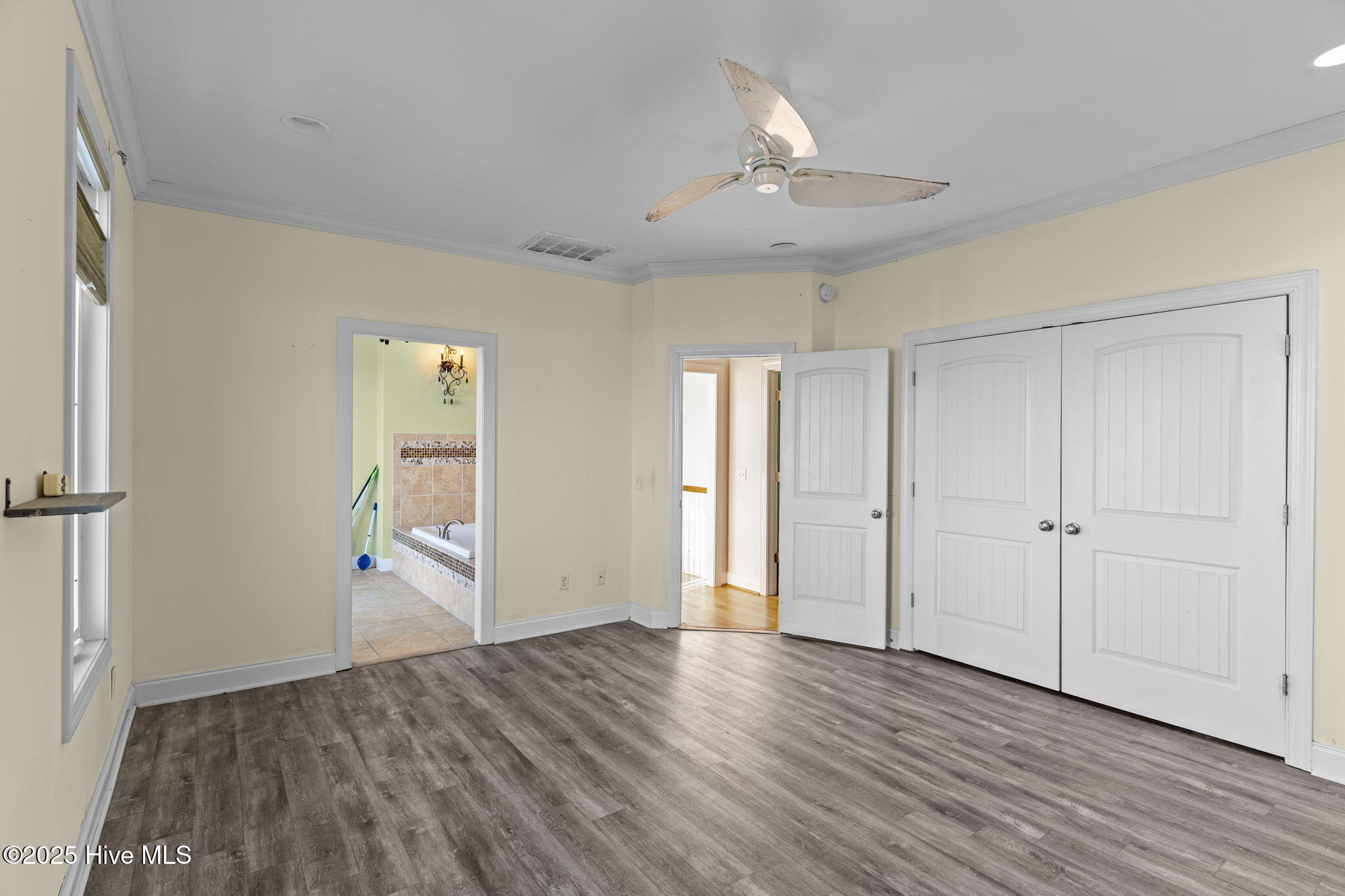 829 Fort Fisher Boulevard S