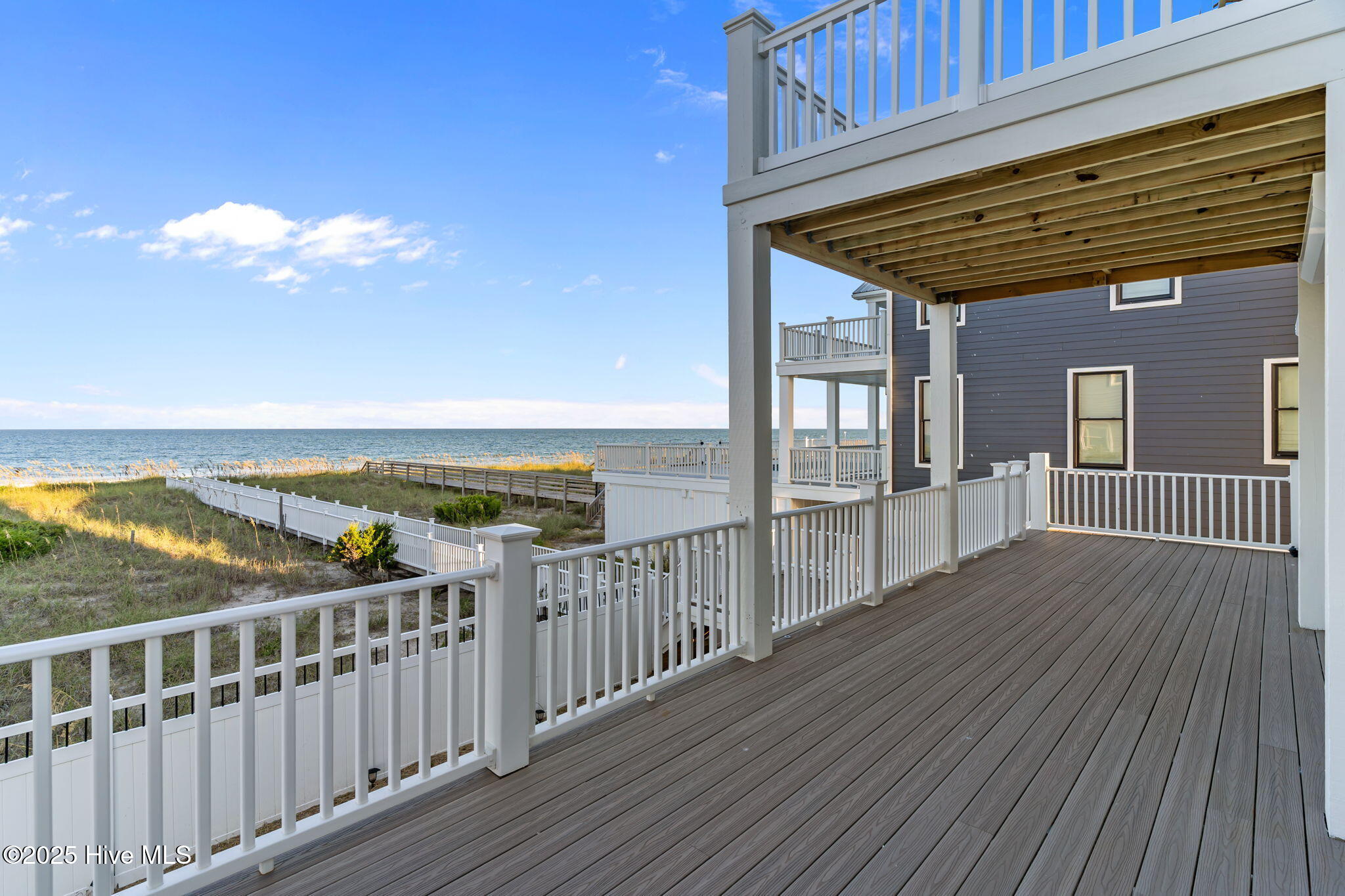 829 Fort Fisher Boulevard S