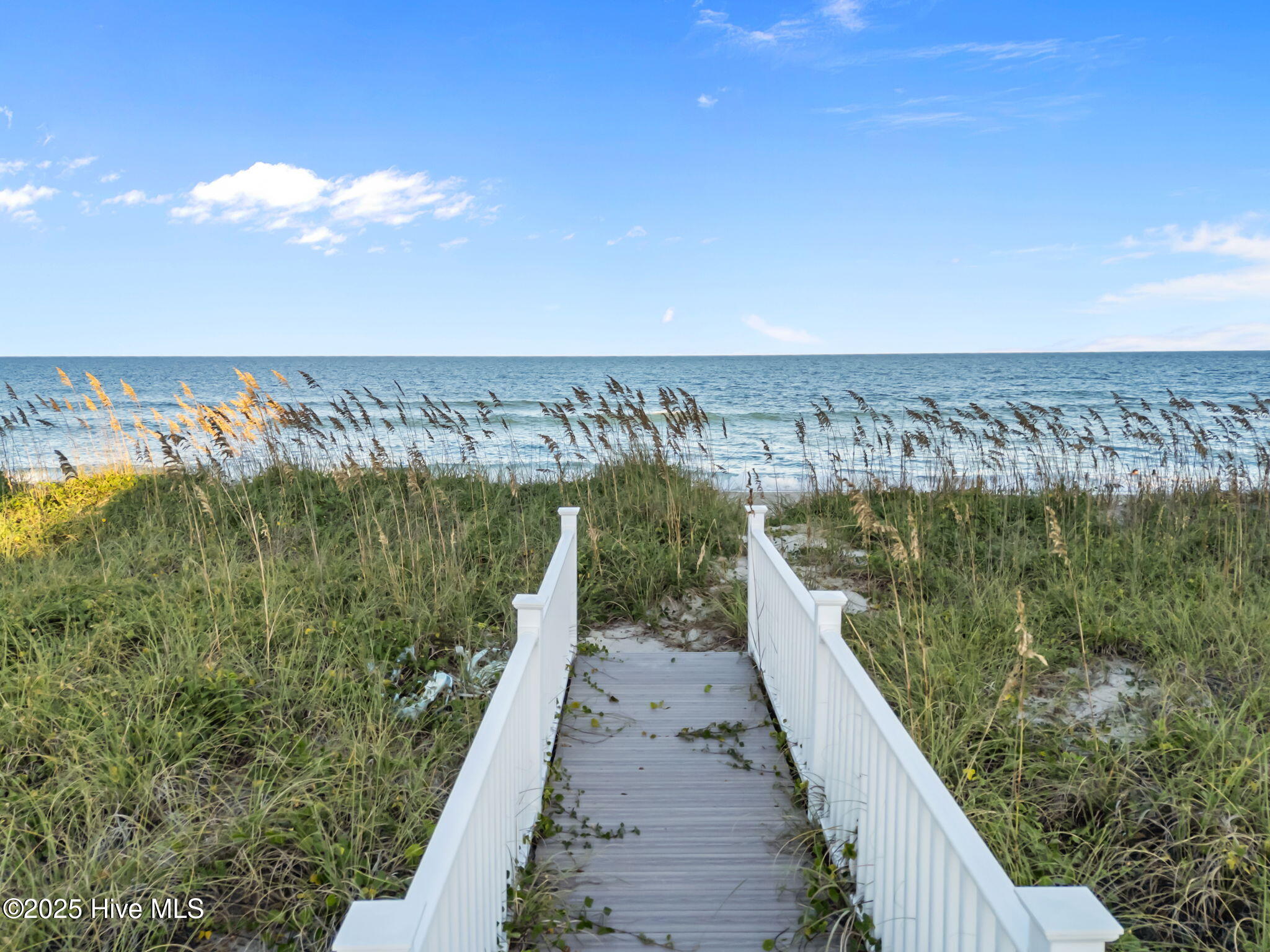 829 Fort Fisher Boulevard S