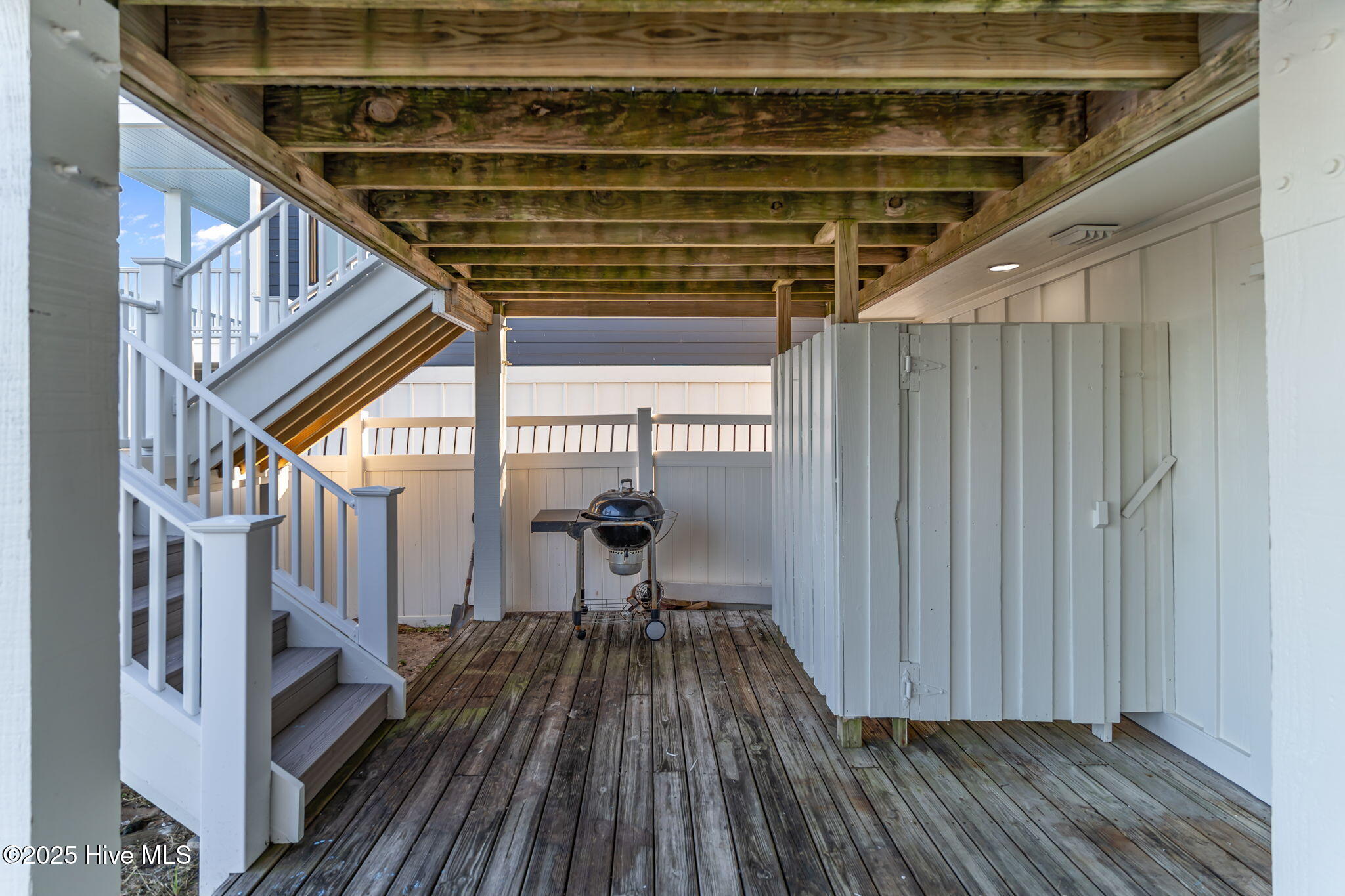 829 Fort Fisher Boulevard S