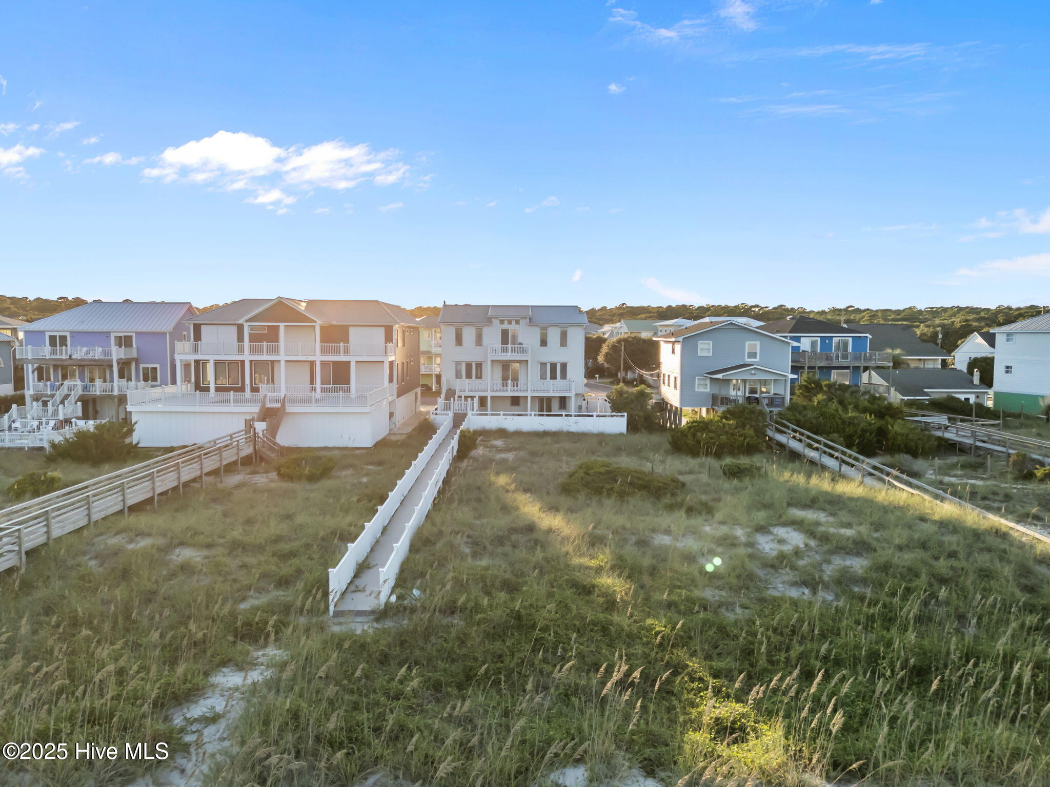 829 Fort Fisher Boulevard S