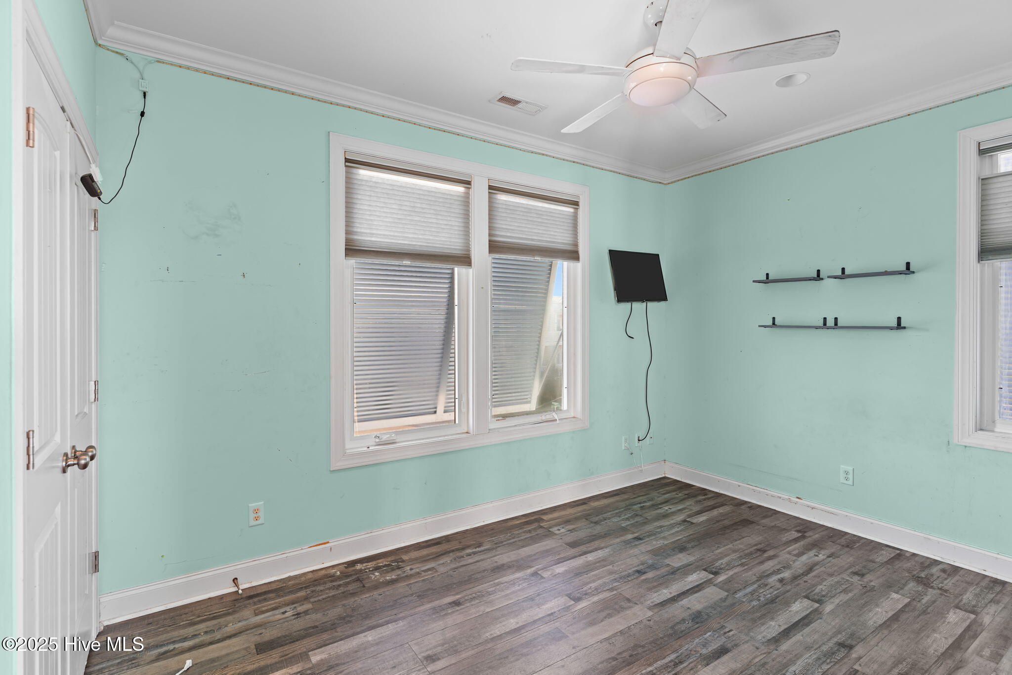 829 Fort Fisher Boulevard S