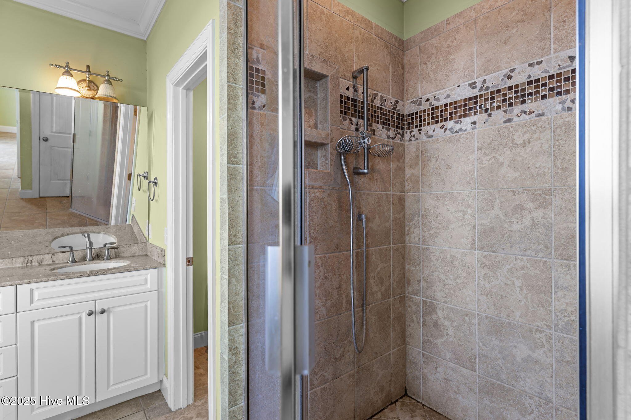 829 Fort Fisher Boulevard S