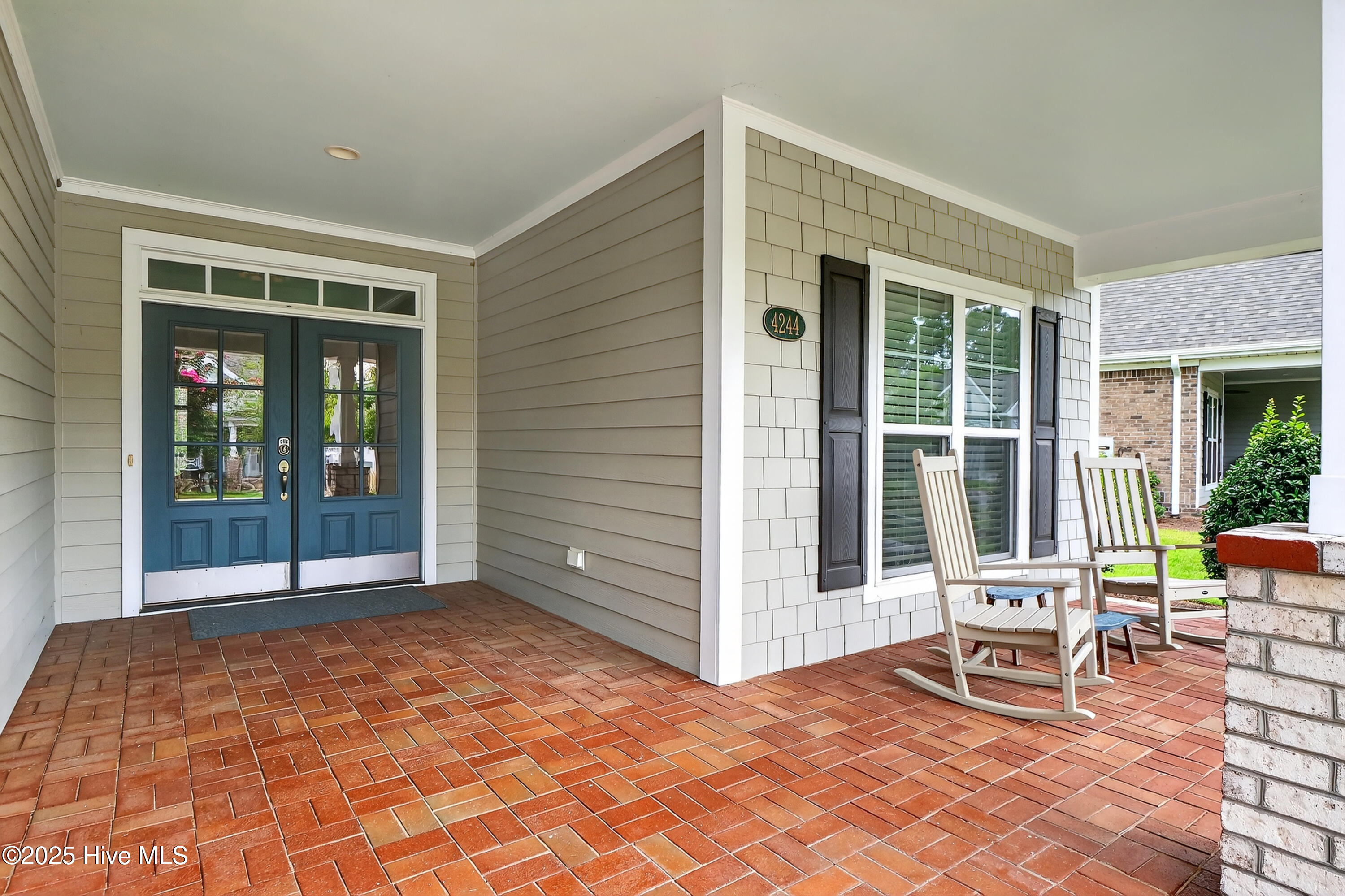 4244 Moorland Lane