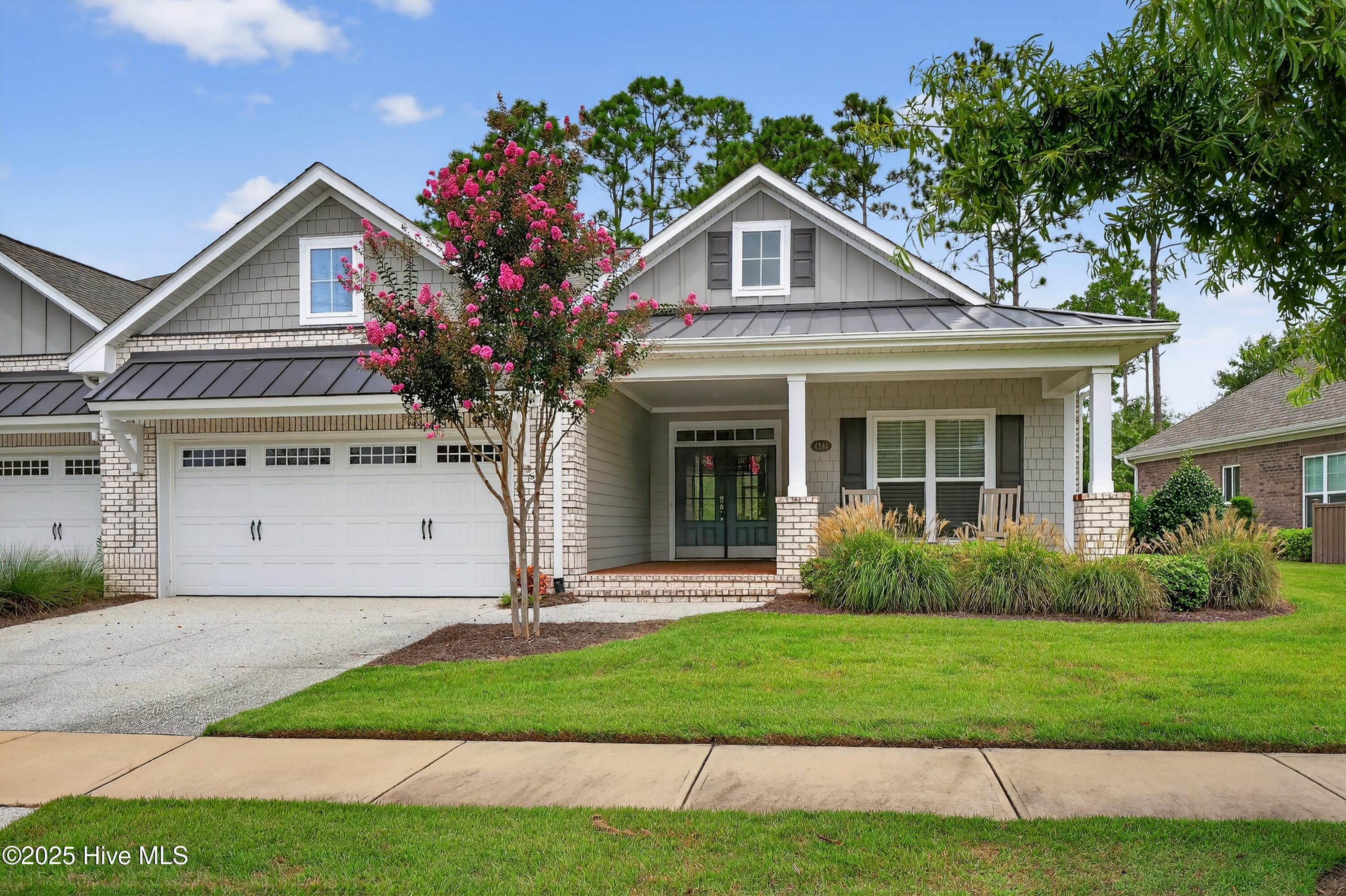 4244 Moorland Lane