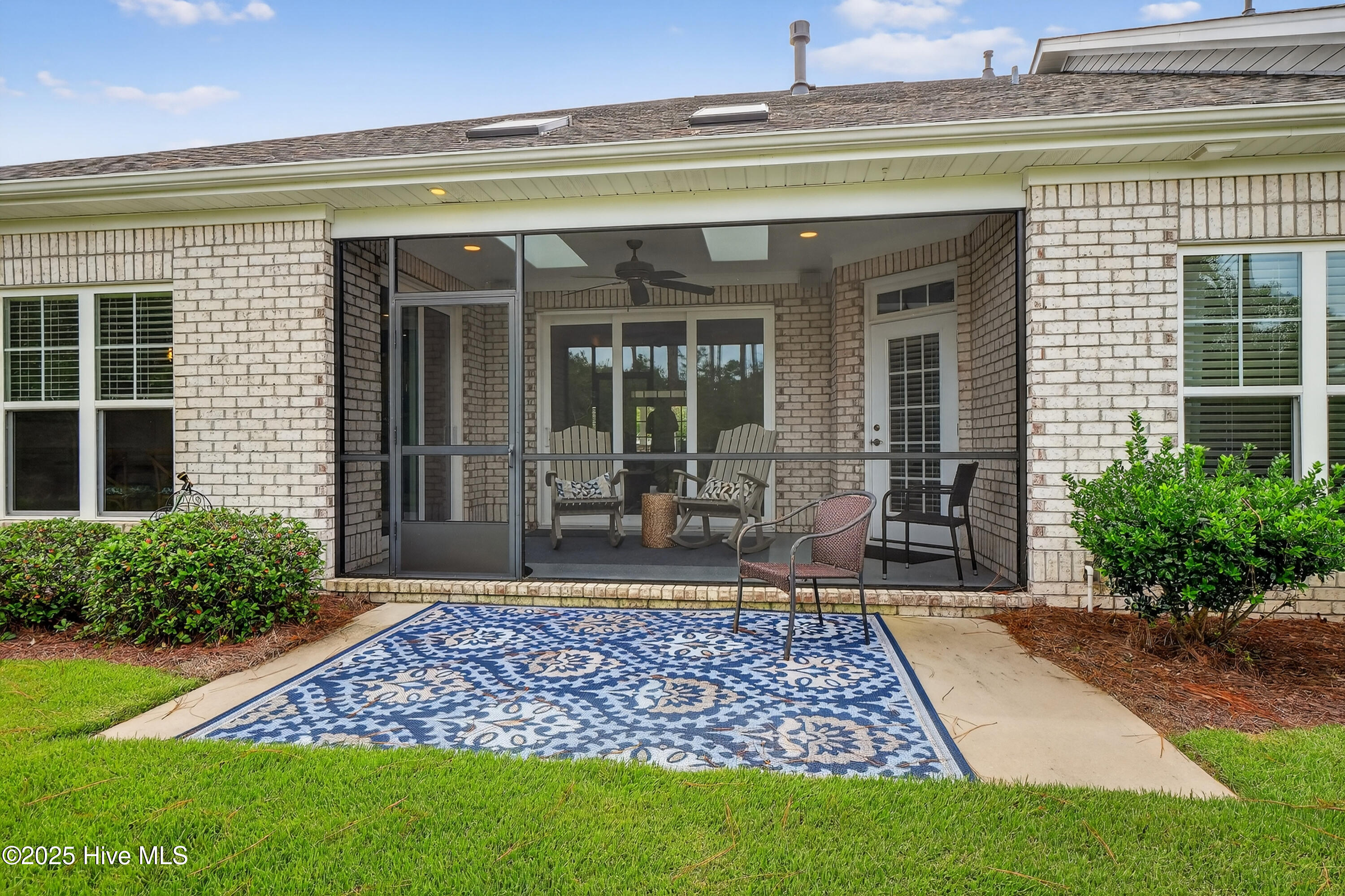 4244 Moorland Lane