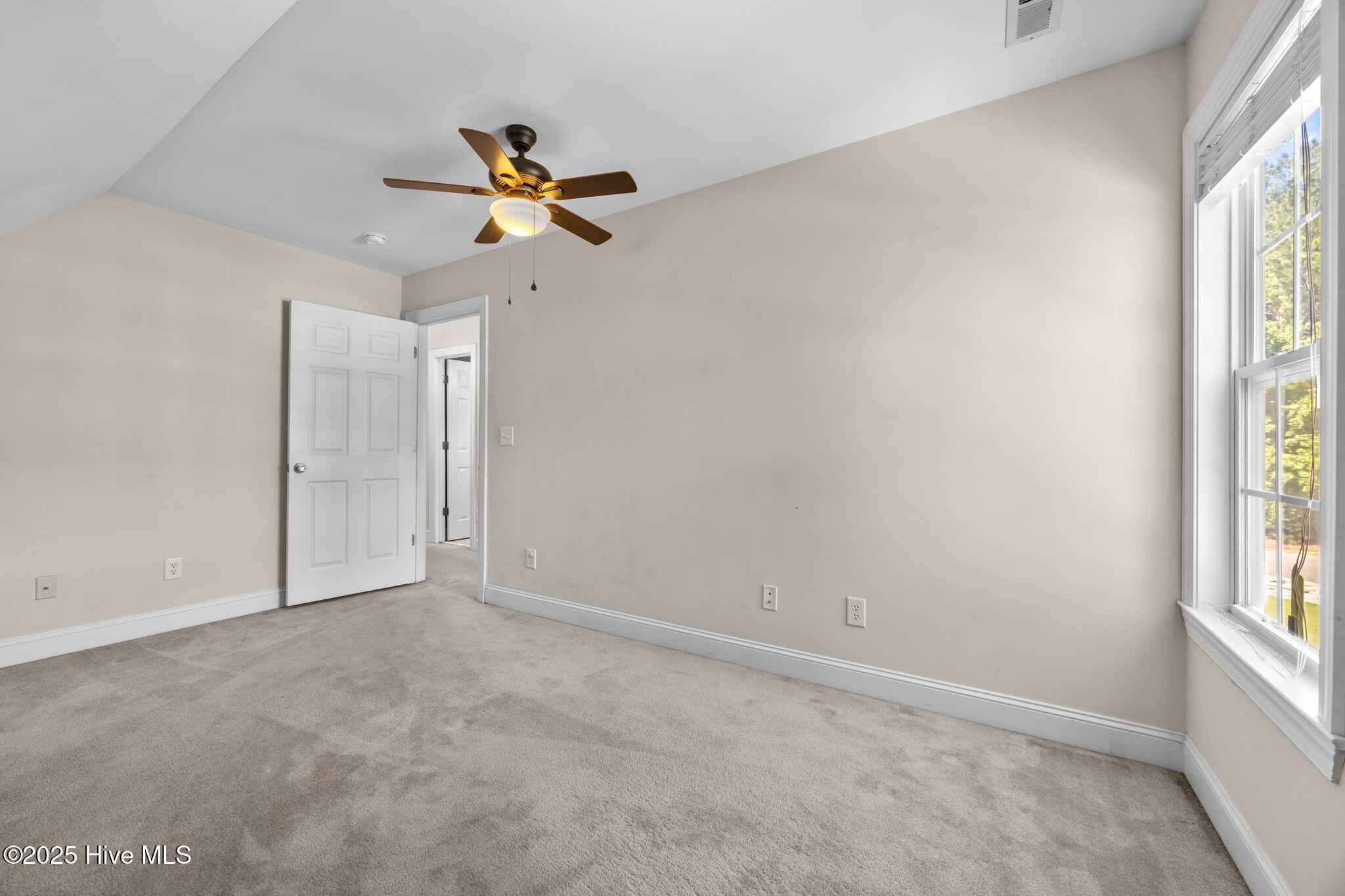 101 E Pointe Road
