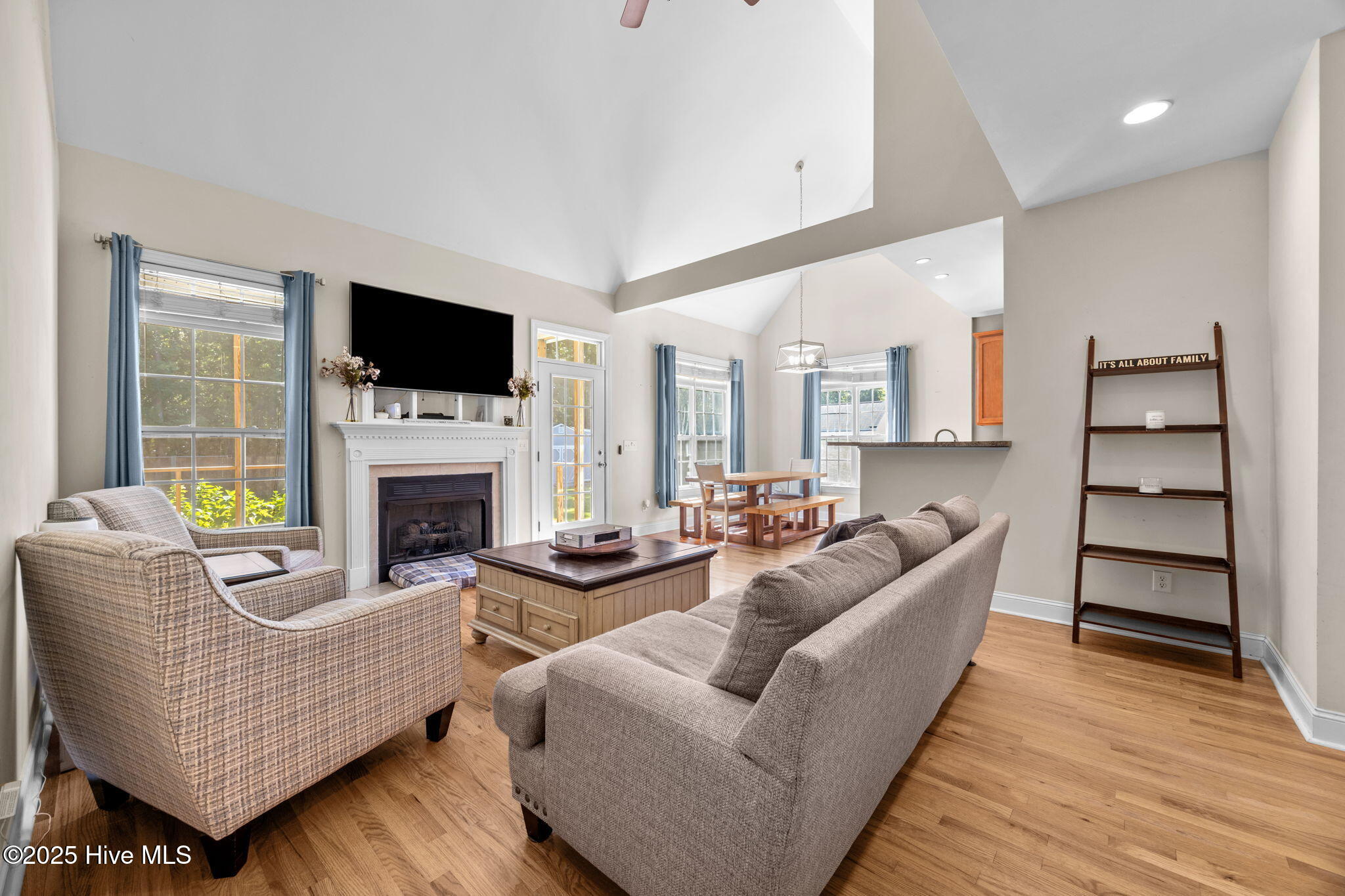 101 E Pointe Road