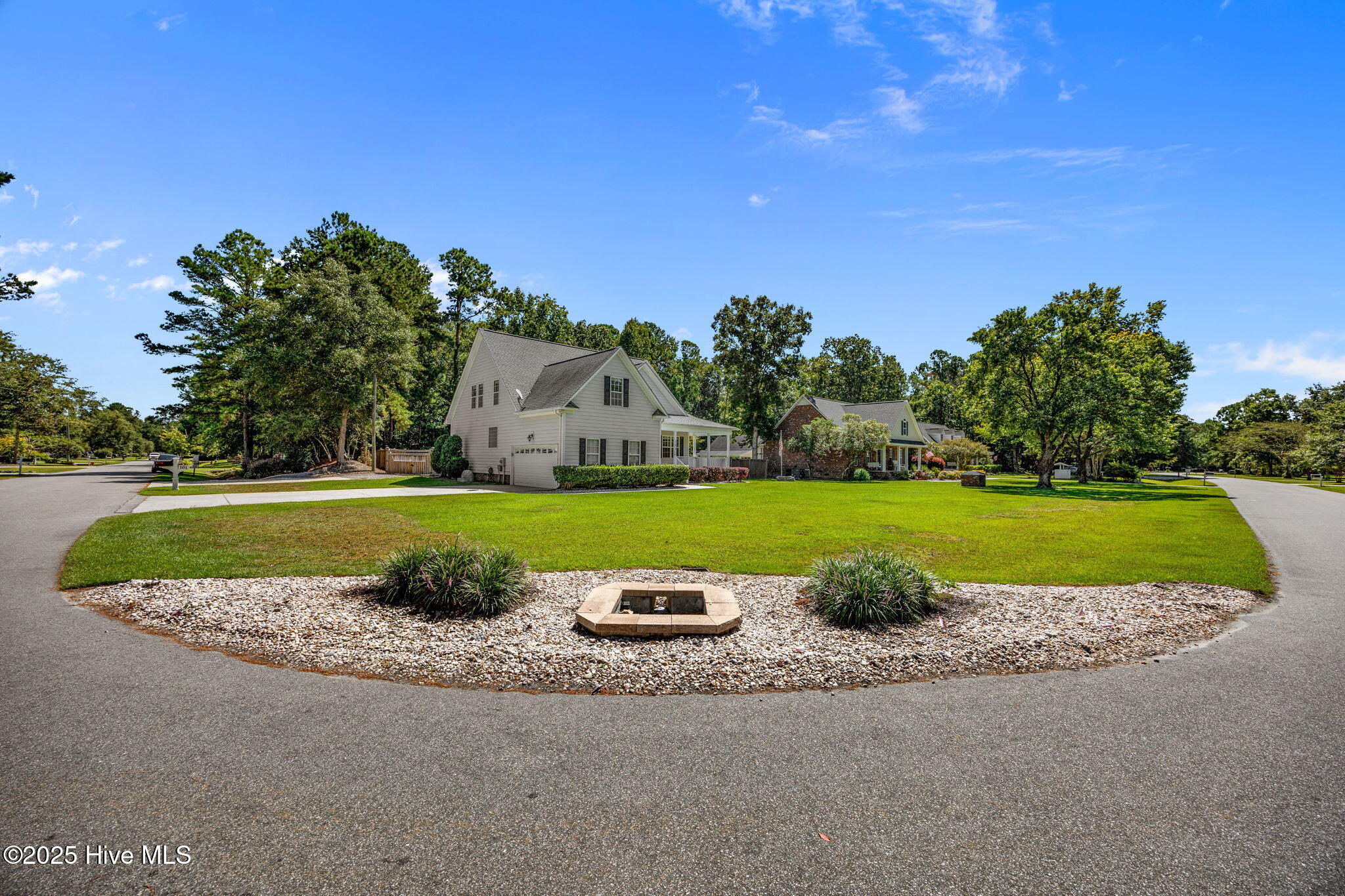 101 E Pointe Road