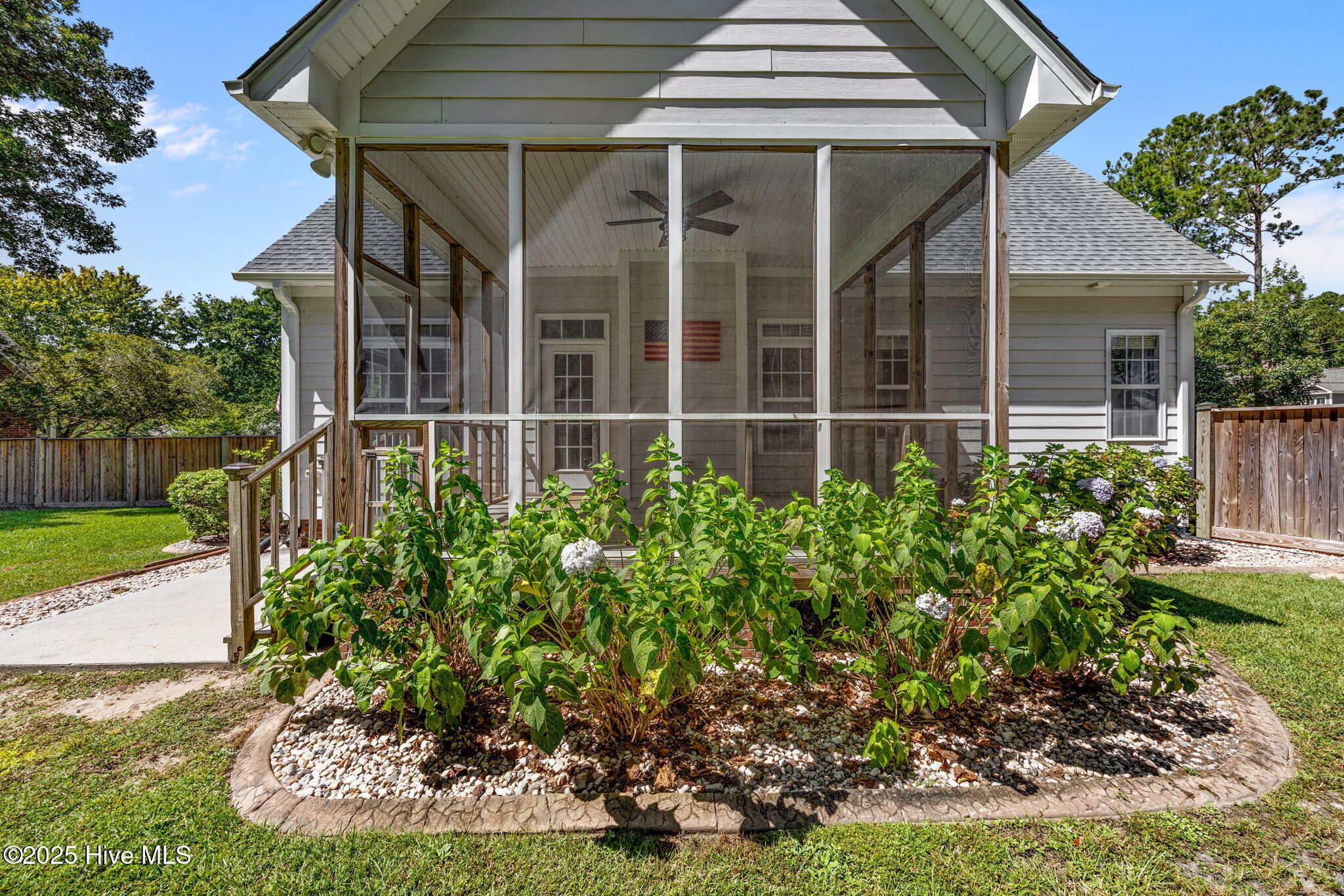 101 E Pointe Road