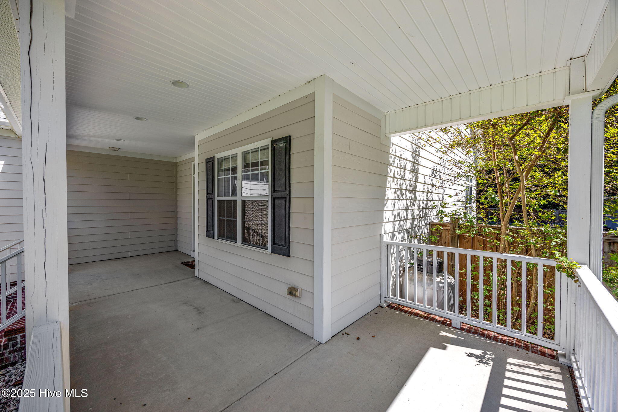 101 E Pointe Road