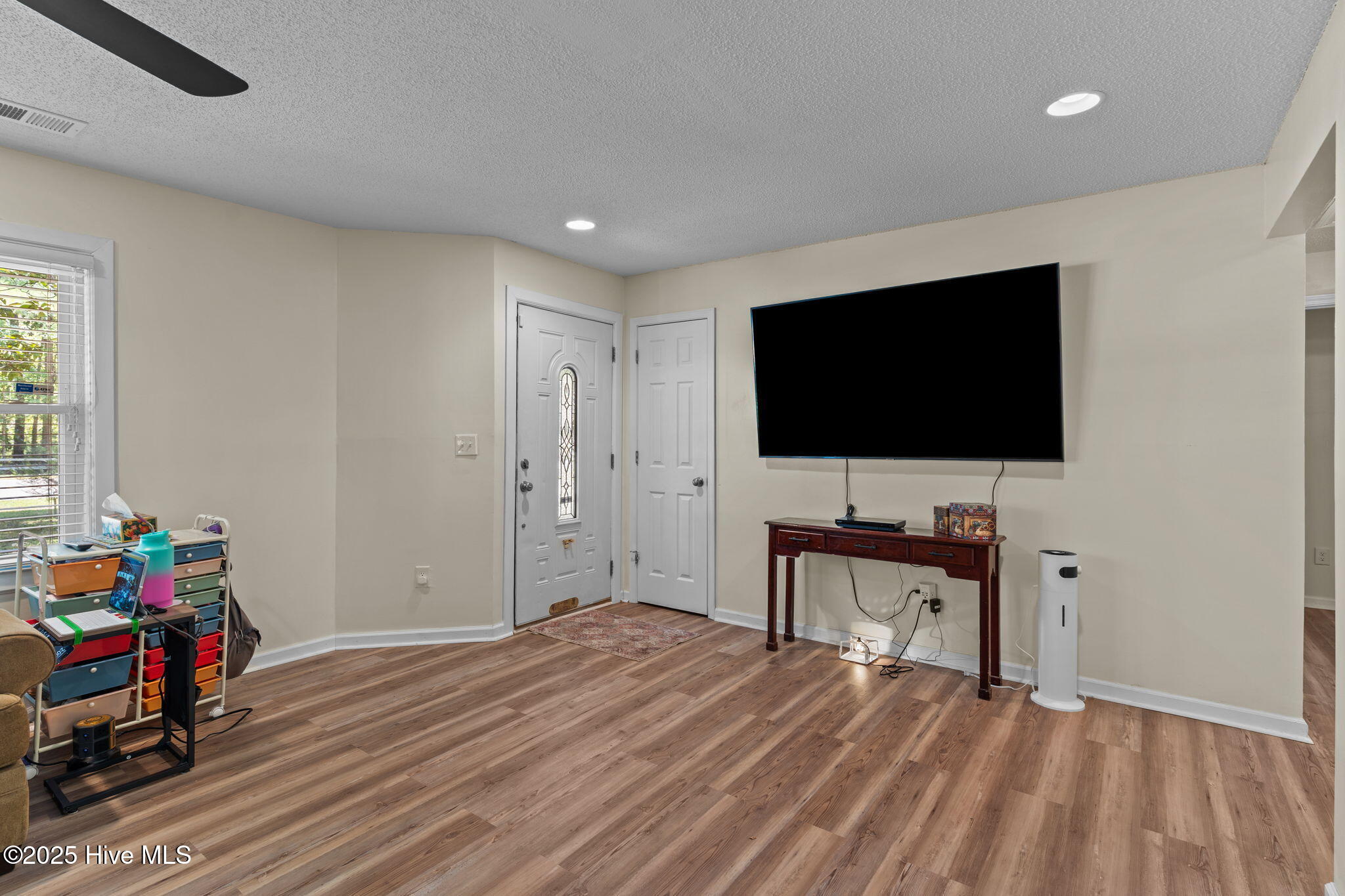 1601 Midway Road SE