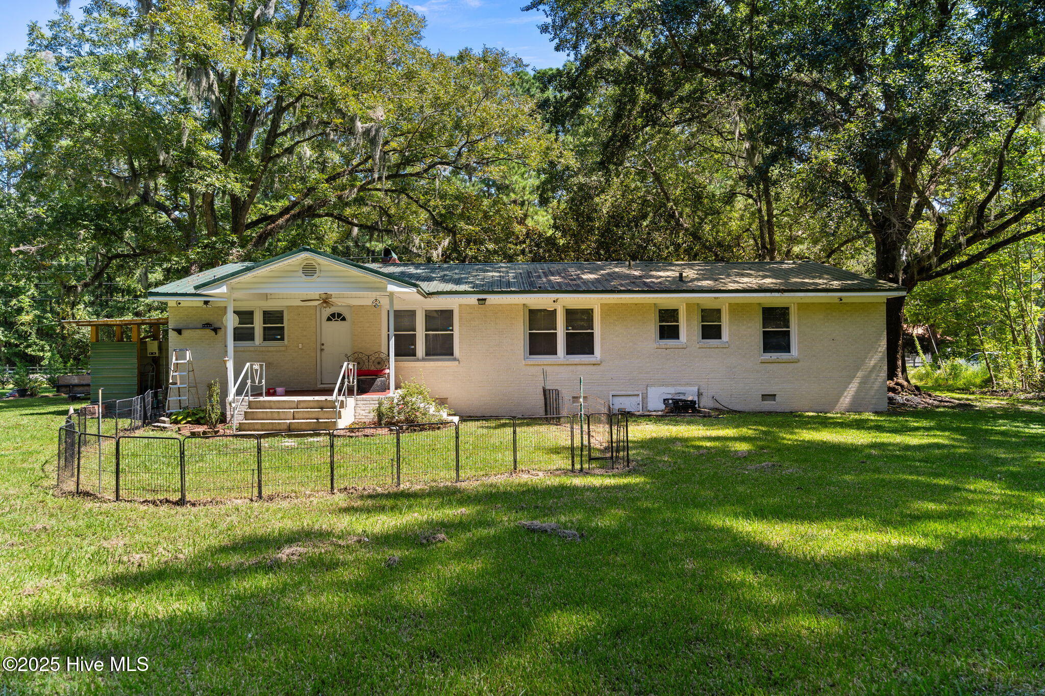 1601 Midway Road SE