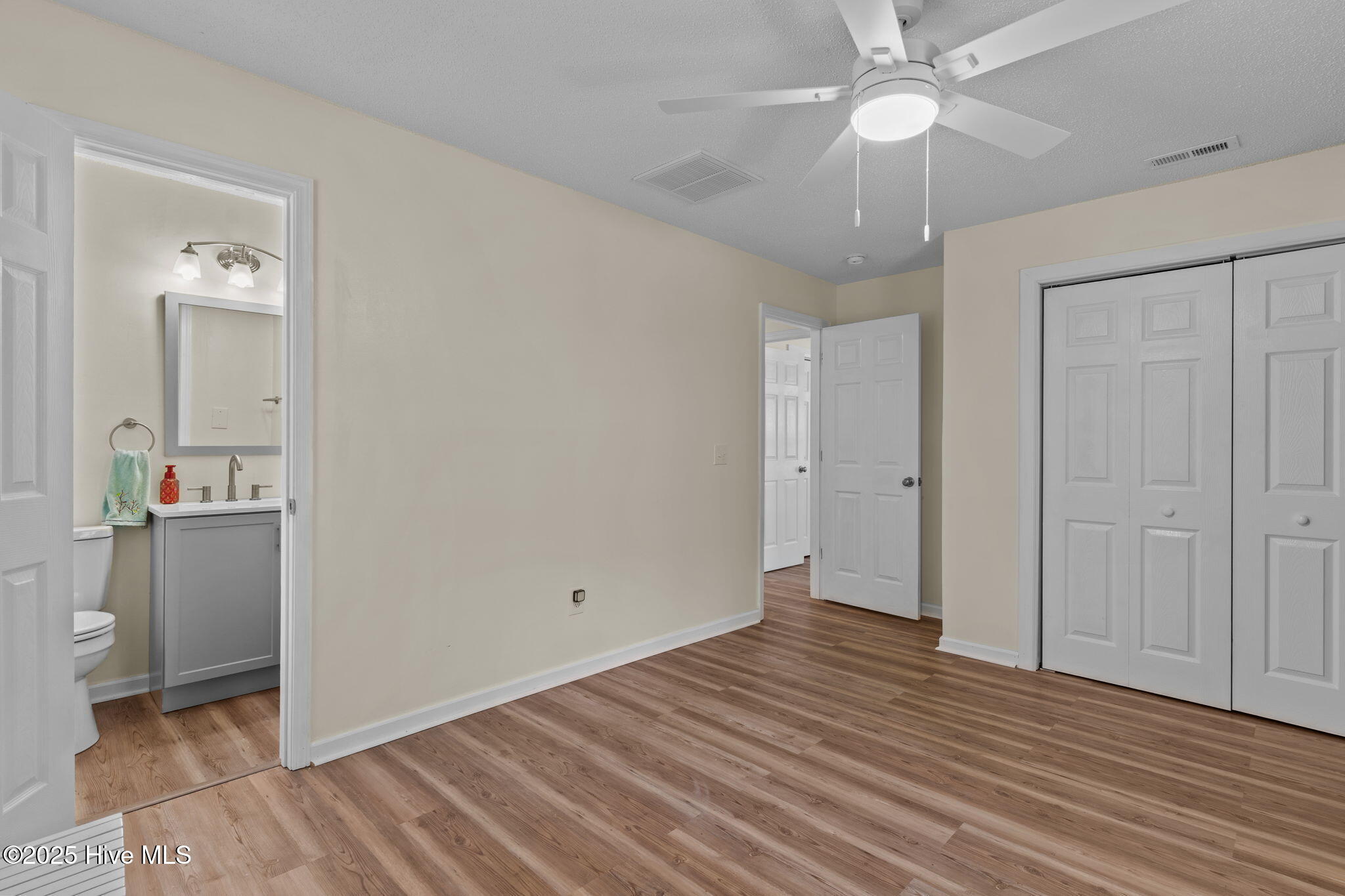 1601 Midway Road SE
