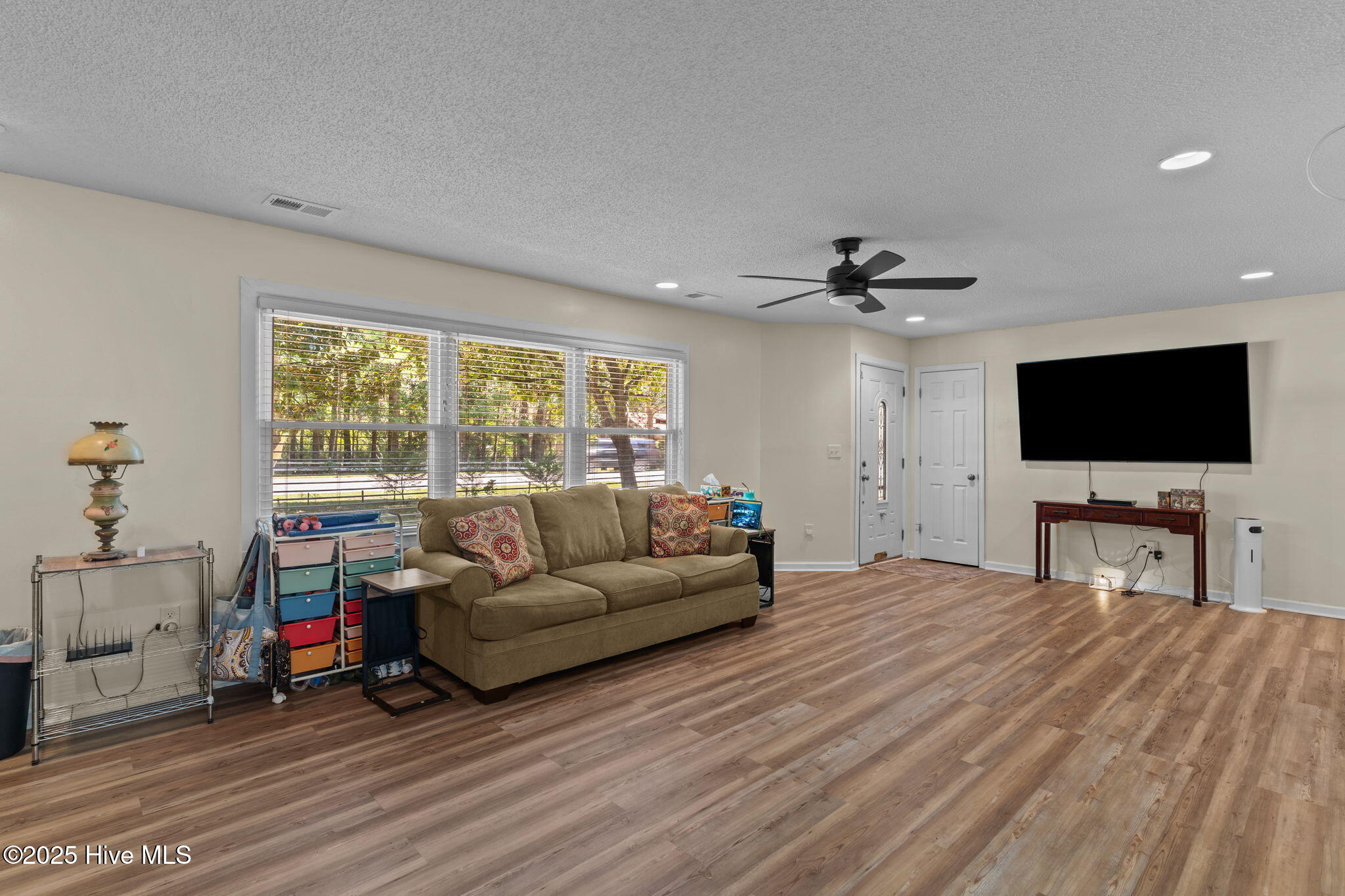 1601 Midway Road SE