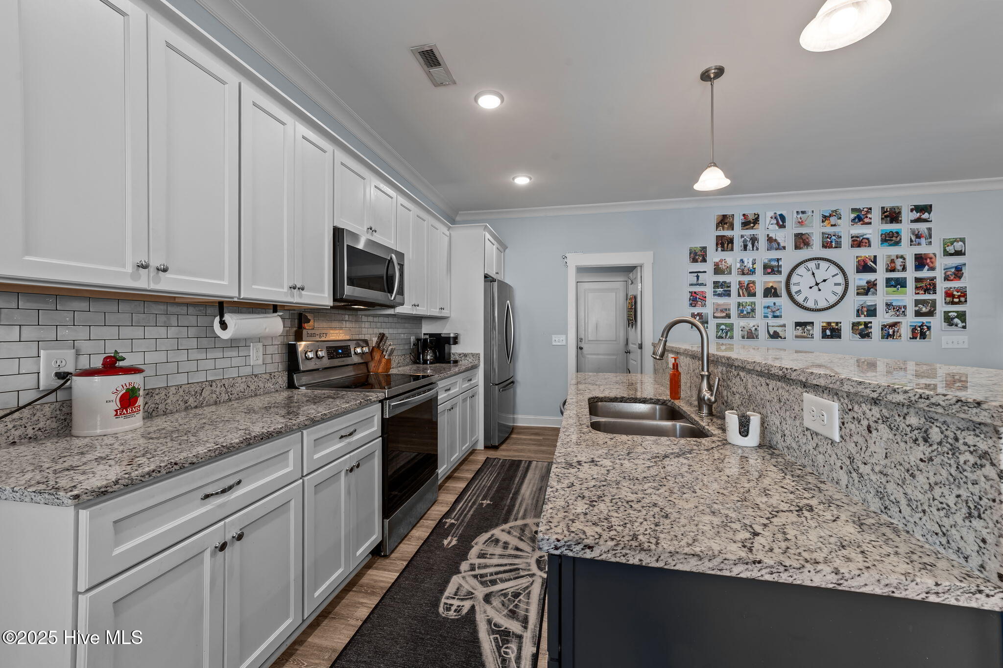 9329 National Avenue NE