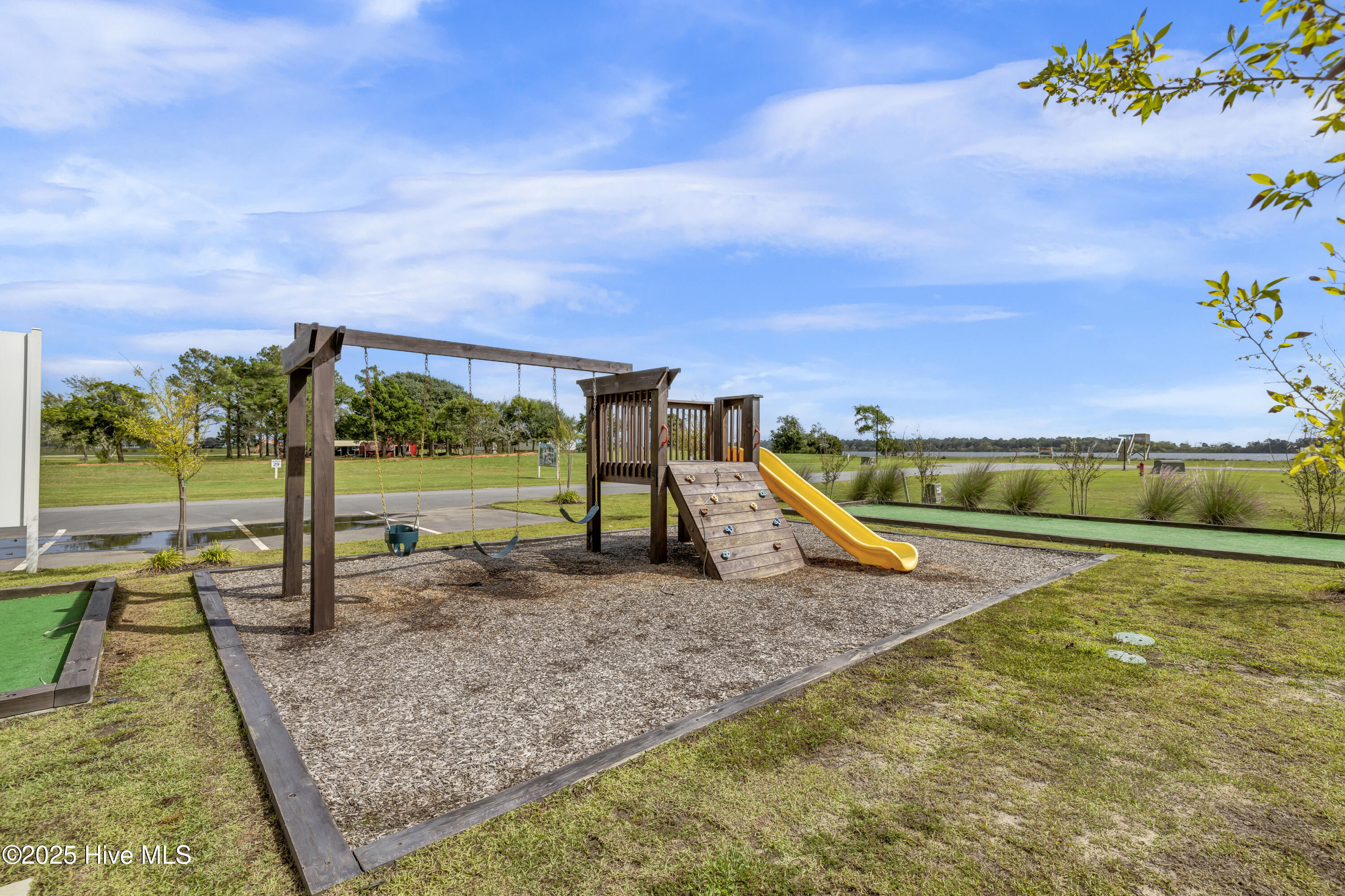 226 River Oats Court