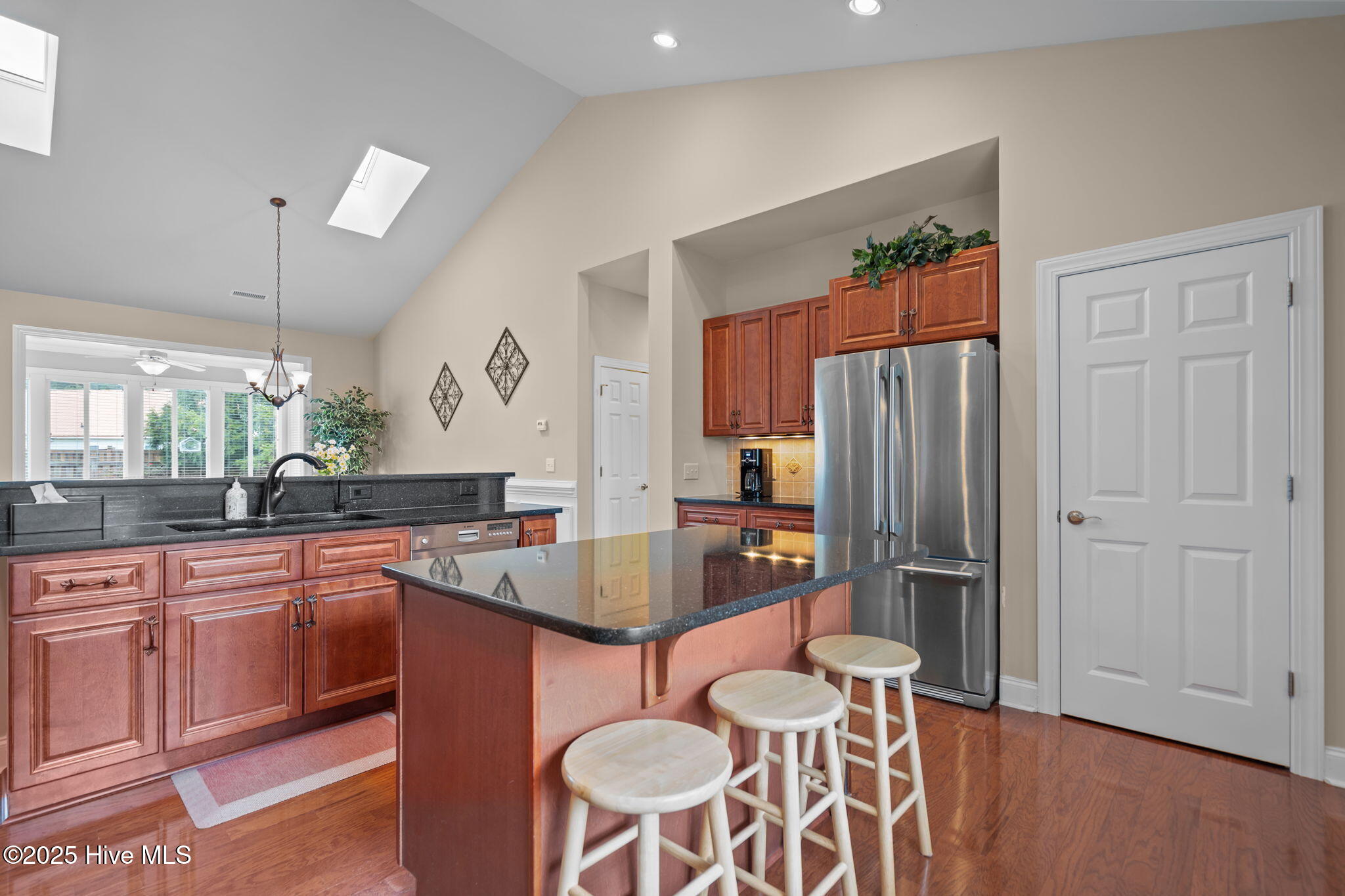 3095 Woodbend Court, Leland