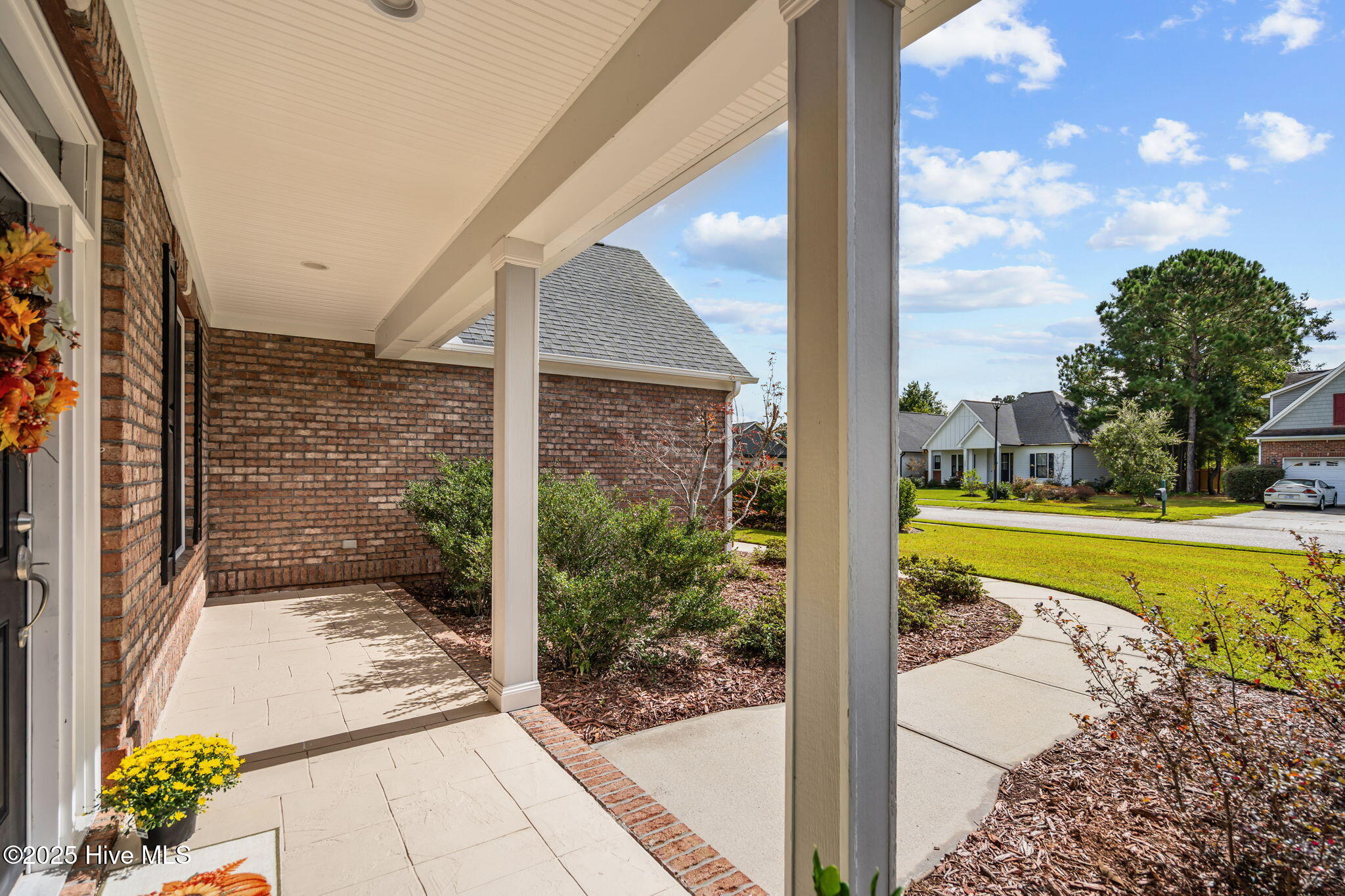 3095 Woodbend Court, Leland
