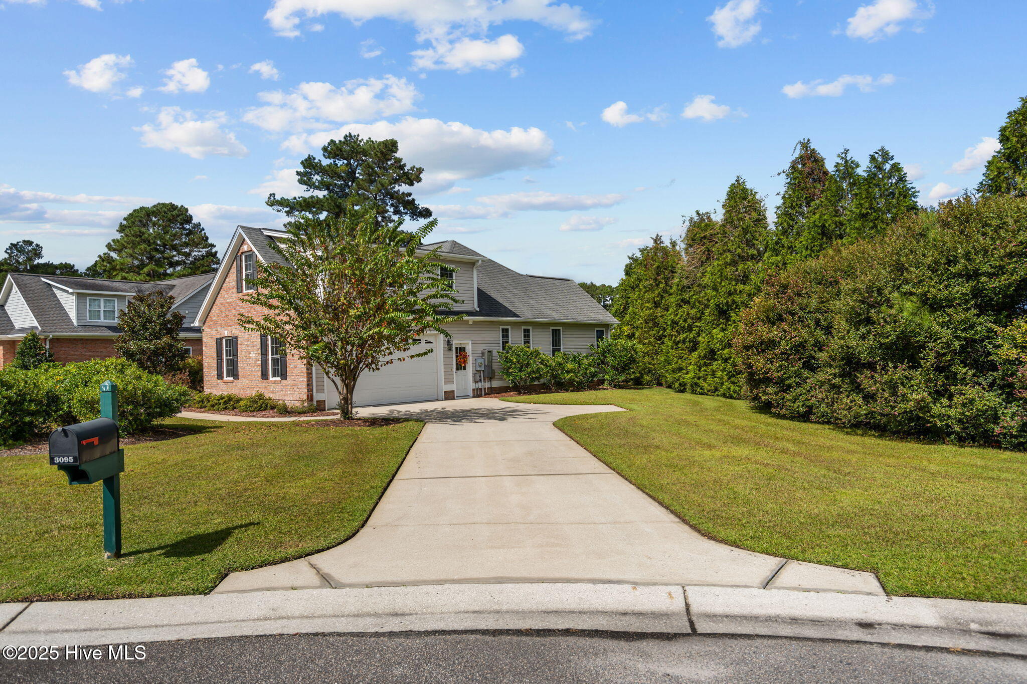 3095 Woodbend Court, Leland