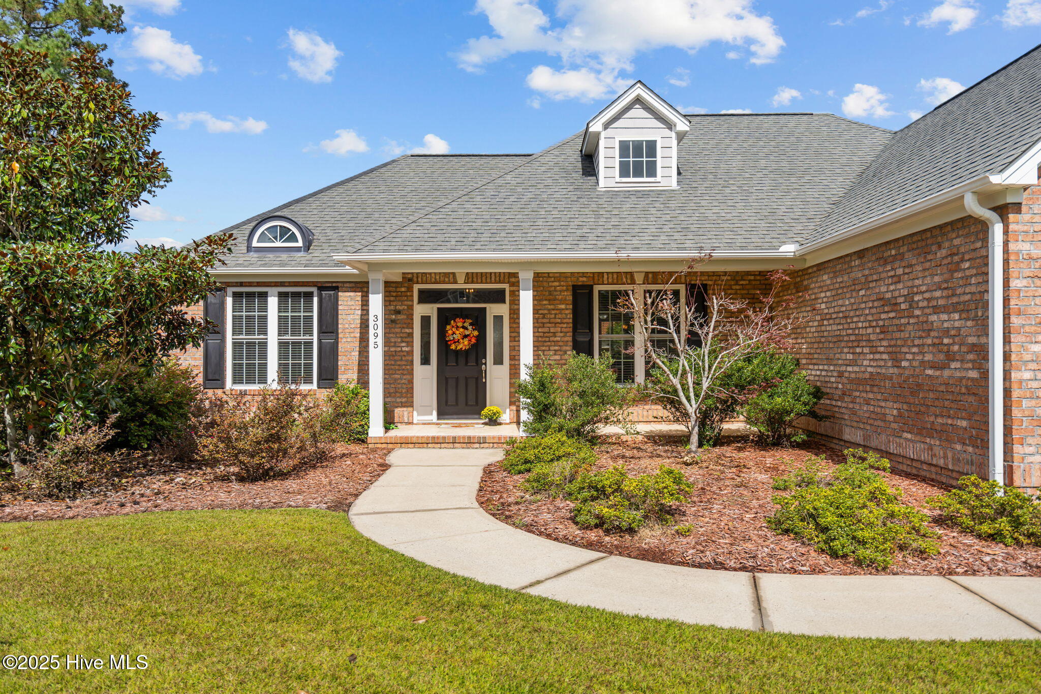 3095 Woodbend Court, Leland