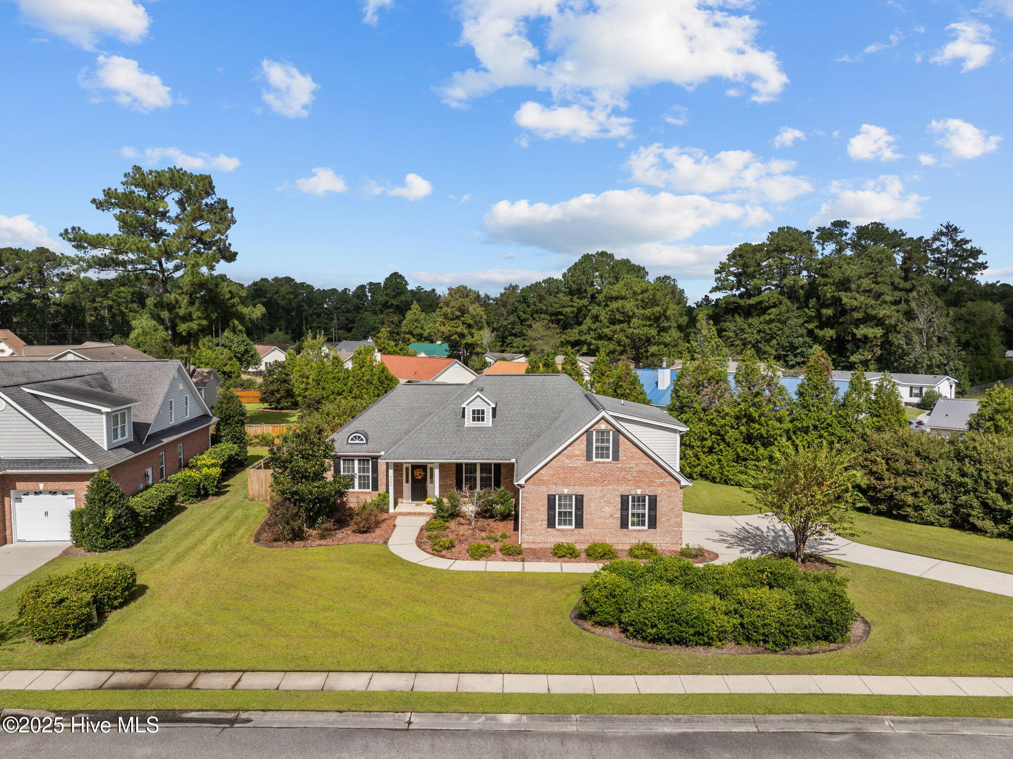 3095 Woodbend Court, Leland