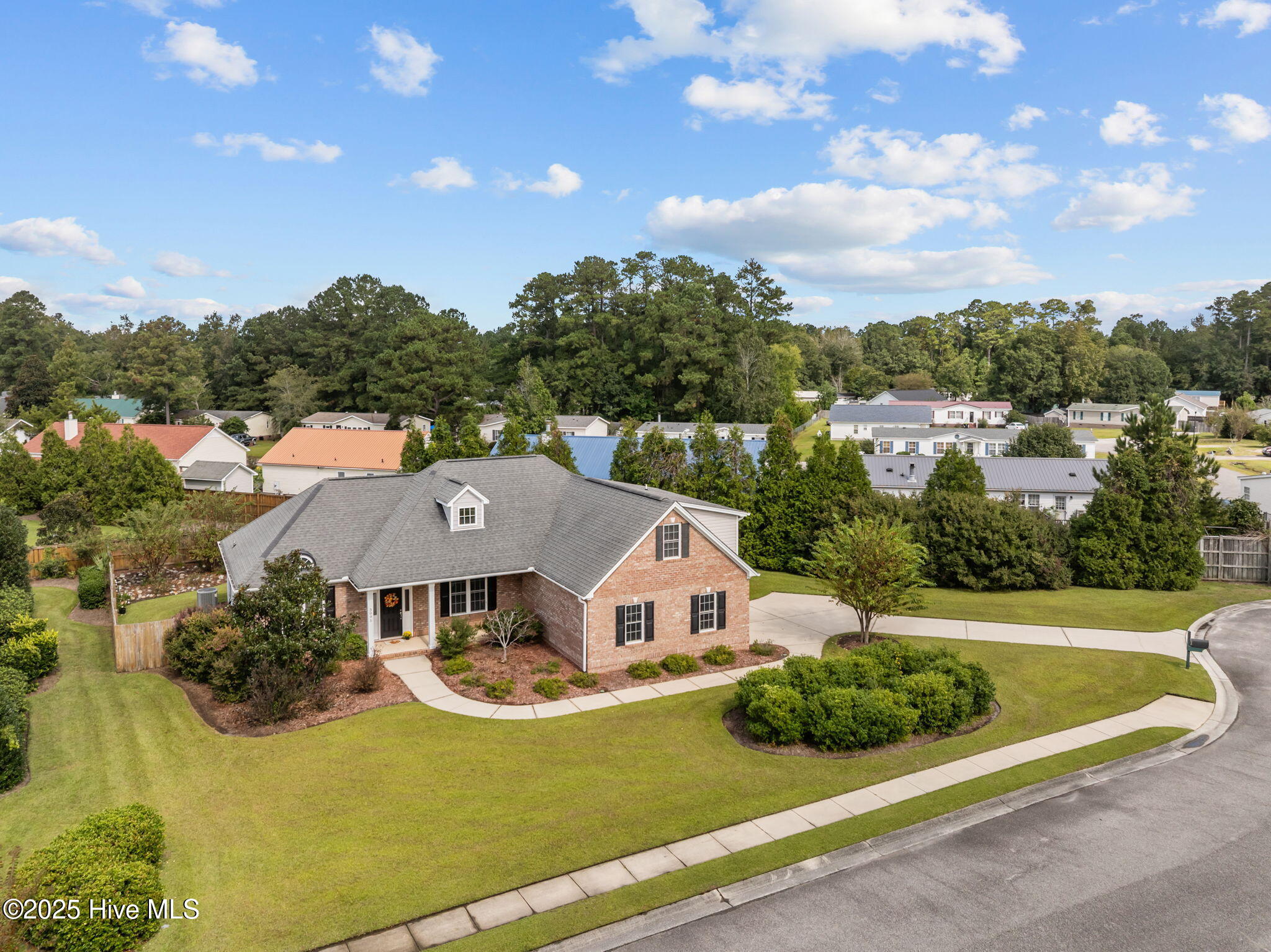 3095 Woodbend Court, Leland
