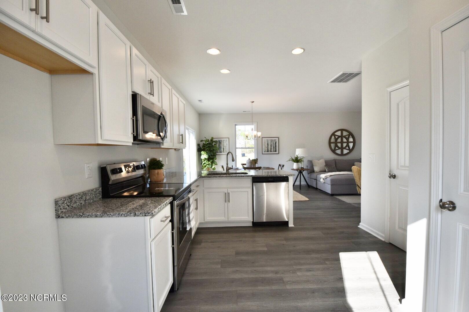 1123 Tennessee Walker Way SE