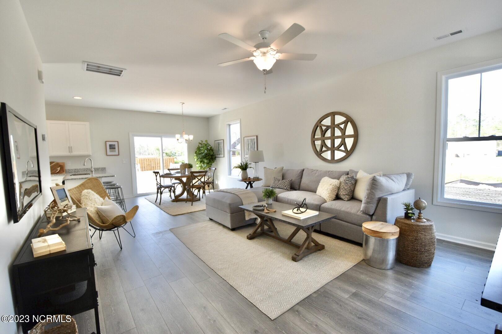 1123 Tennessee Walker Way SE