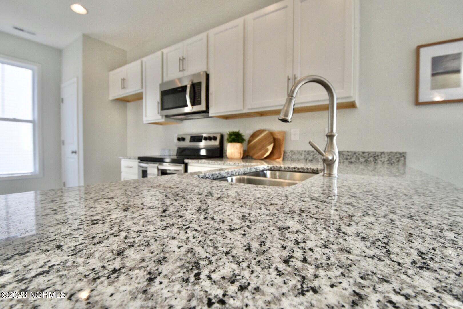 1123 Tennessee Walker Way SE