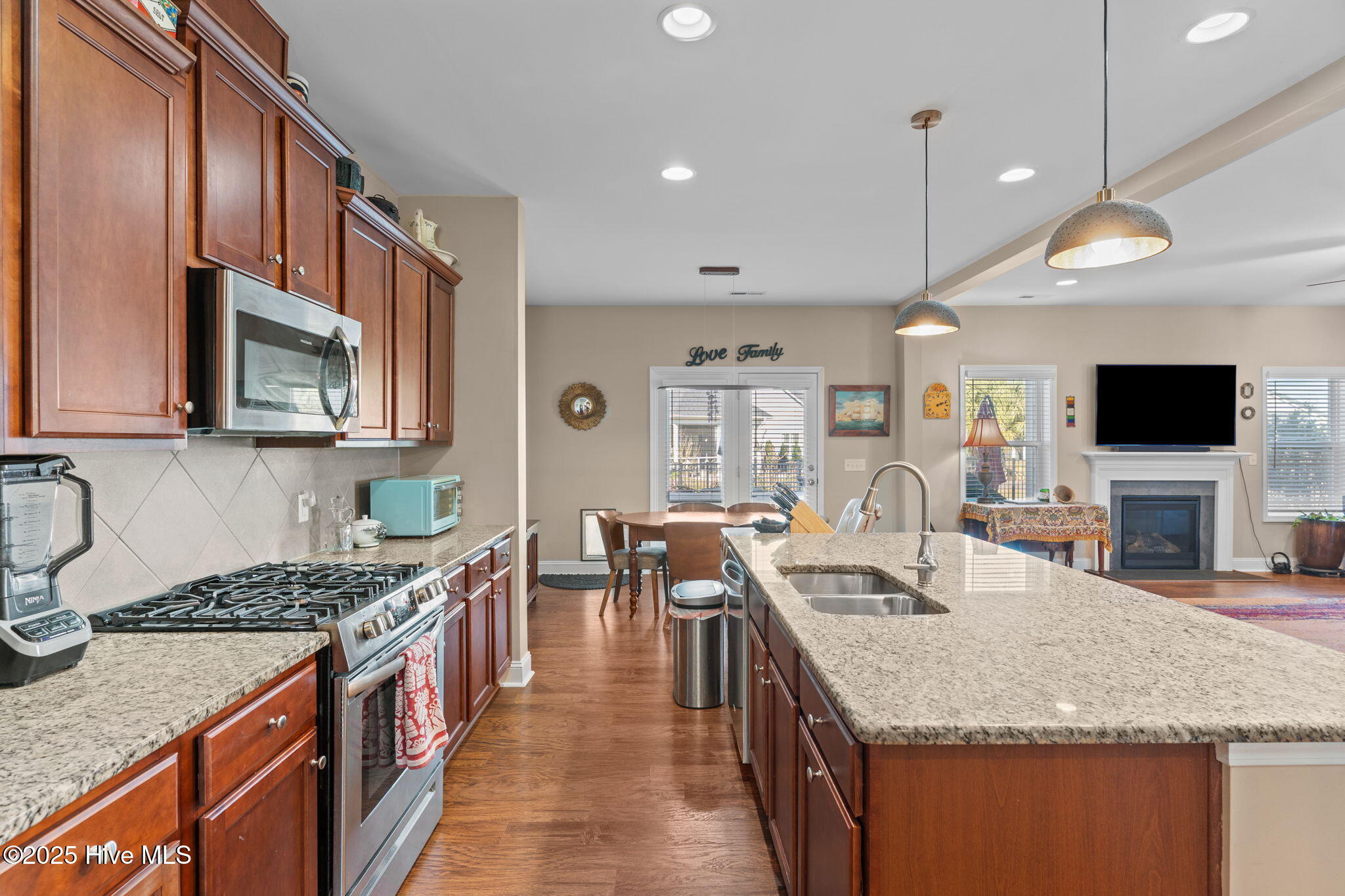 2305 Jasper Forest Trail